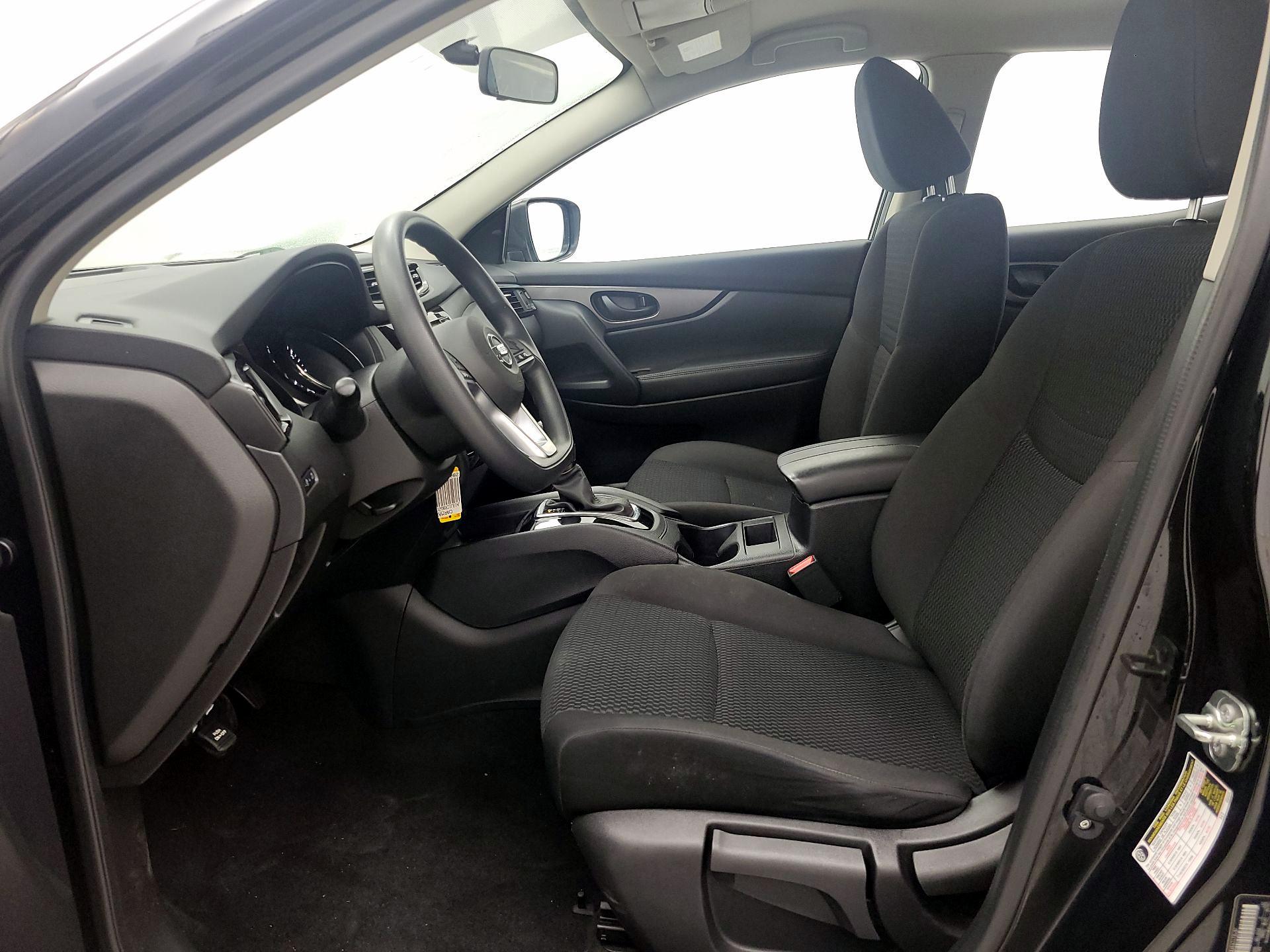 Thumbnail: 2019 Nissan Rogue Sport - 11