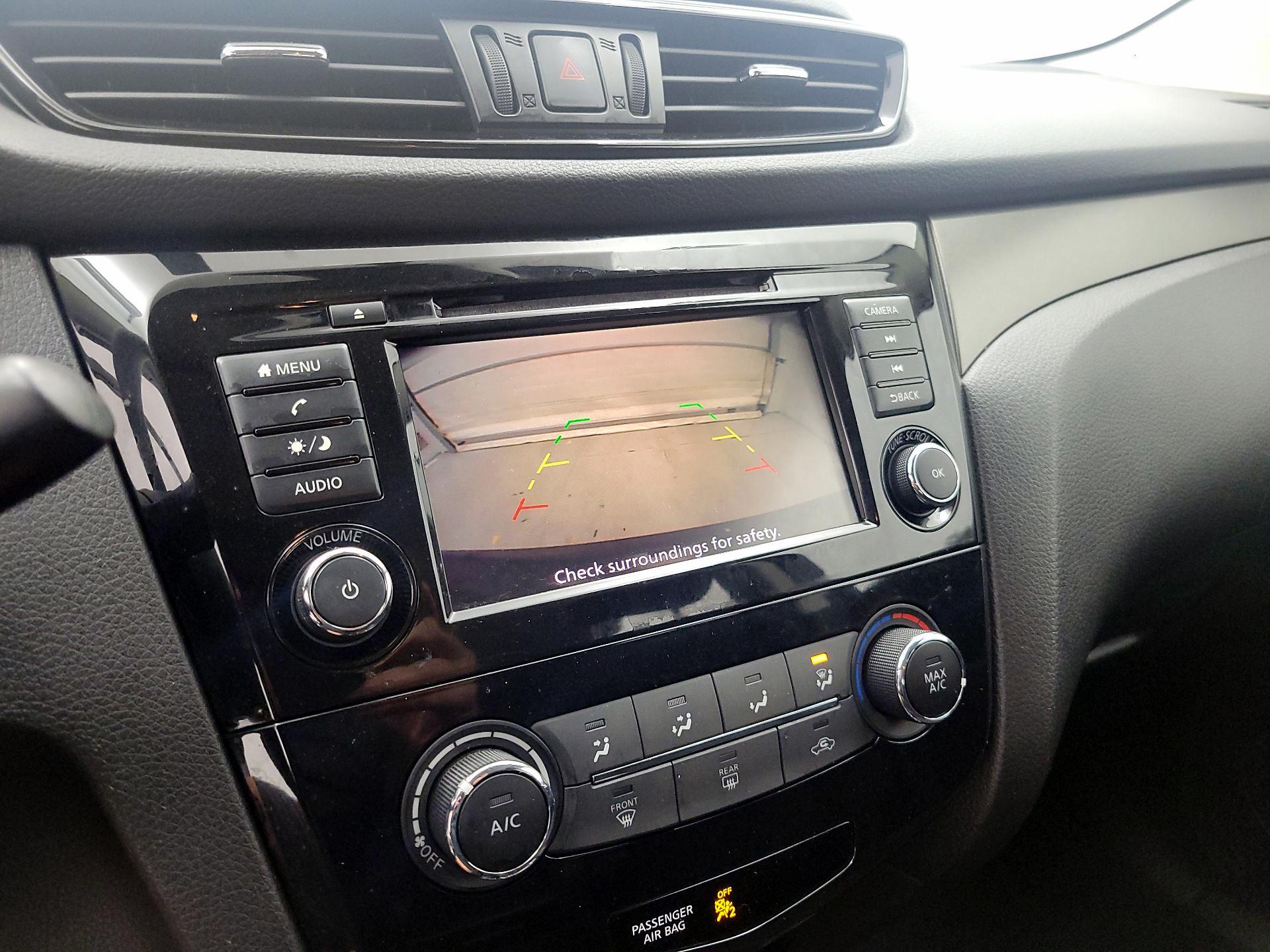 Thumbnail: 2019 Nissan Rogue Sport - 14