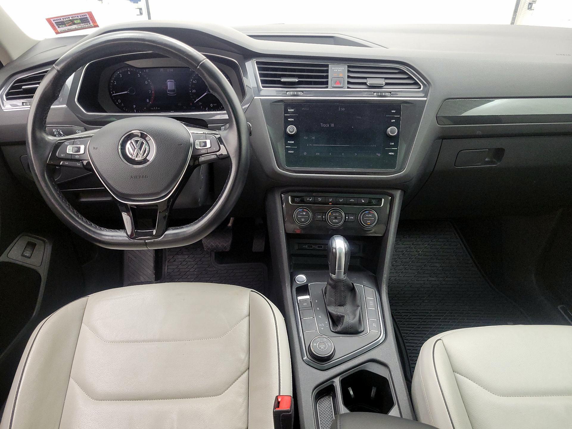 Thumbnail: 2019 Volkswagen Tiguan - 9