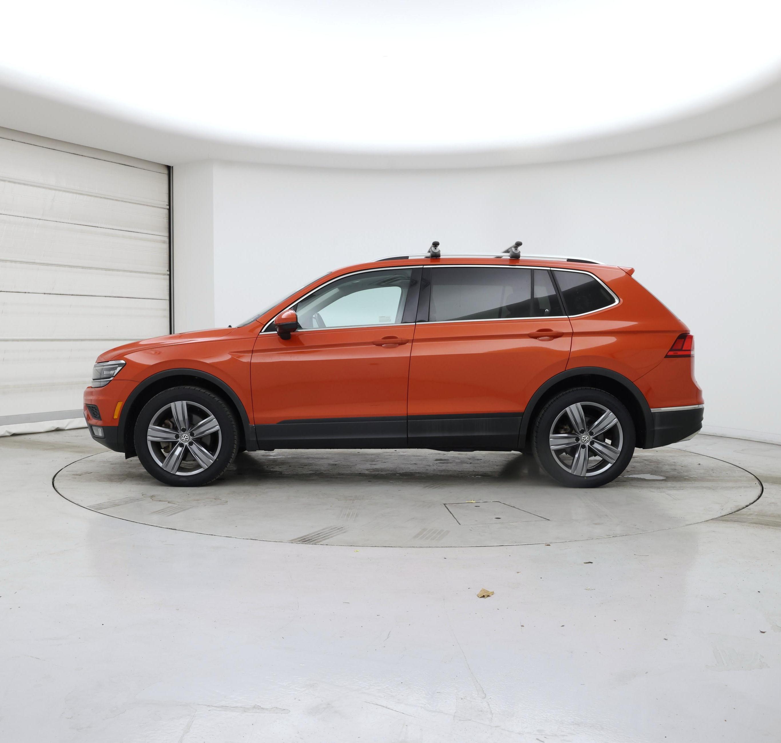 Thumbnail: 2019 Volkswagen Tiguan - 3
