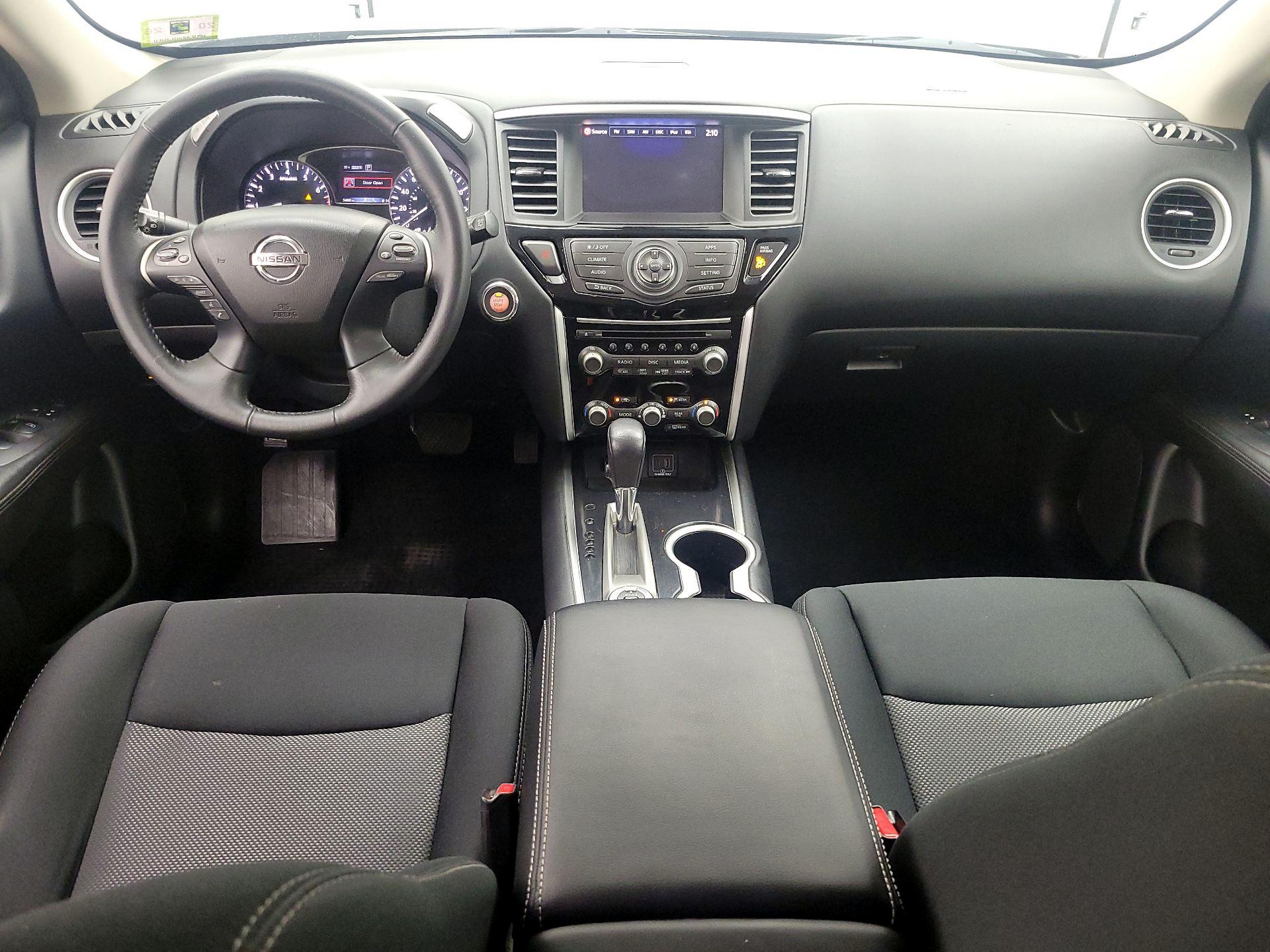 Thumbnail: 2019 Nissan Pathfinder - 9