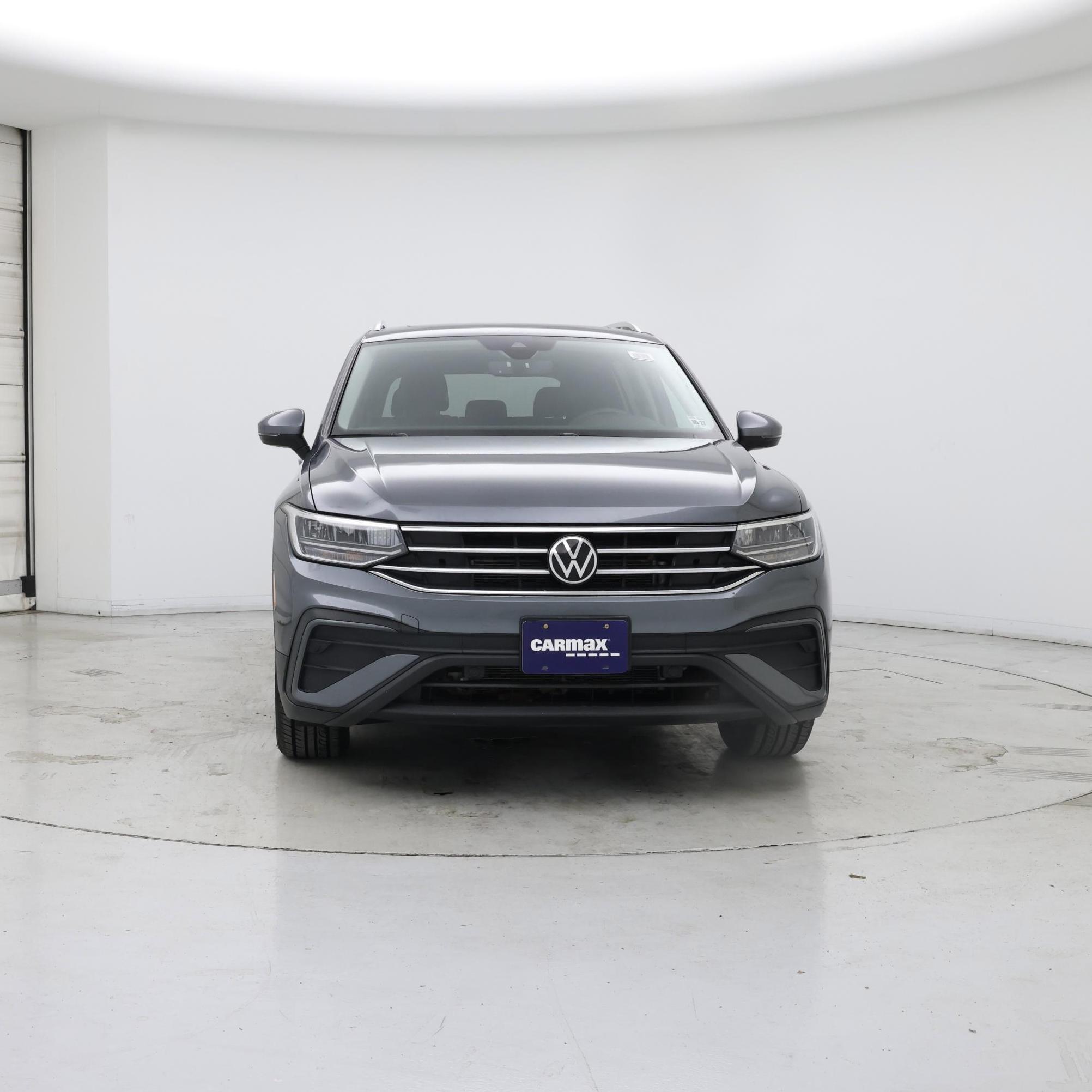 Thumbnail: 2022 Volkswagen Tiguan - 5