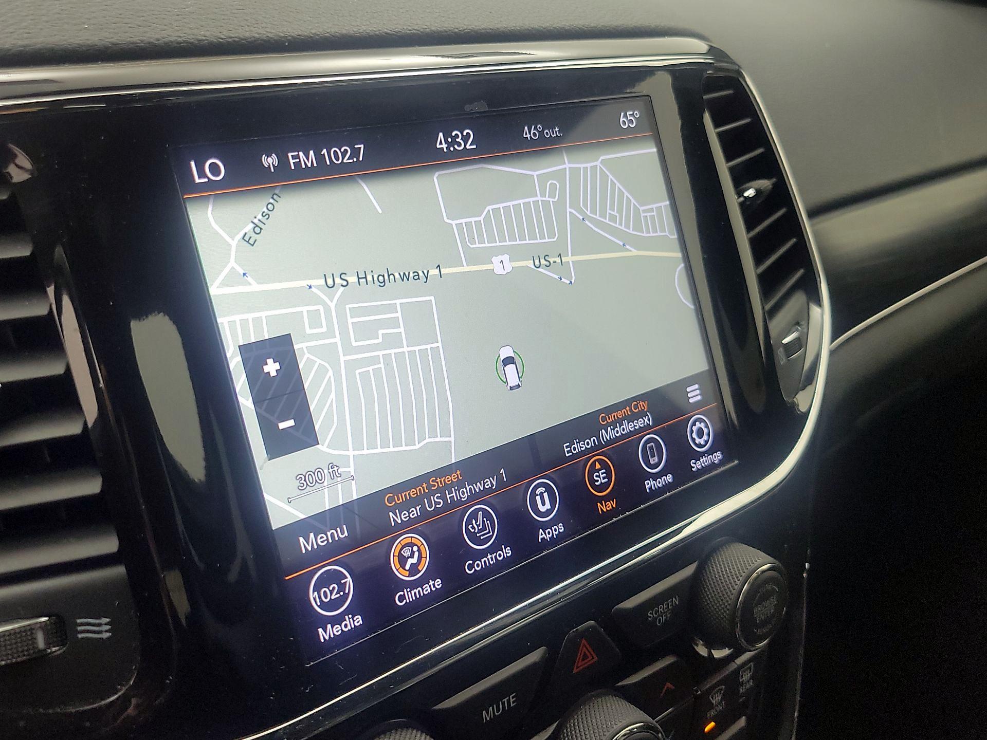 Thumbnail: 2021 Jeep Grand Cherokee - 14