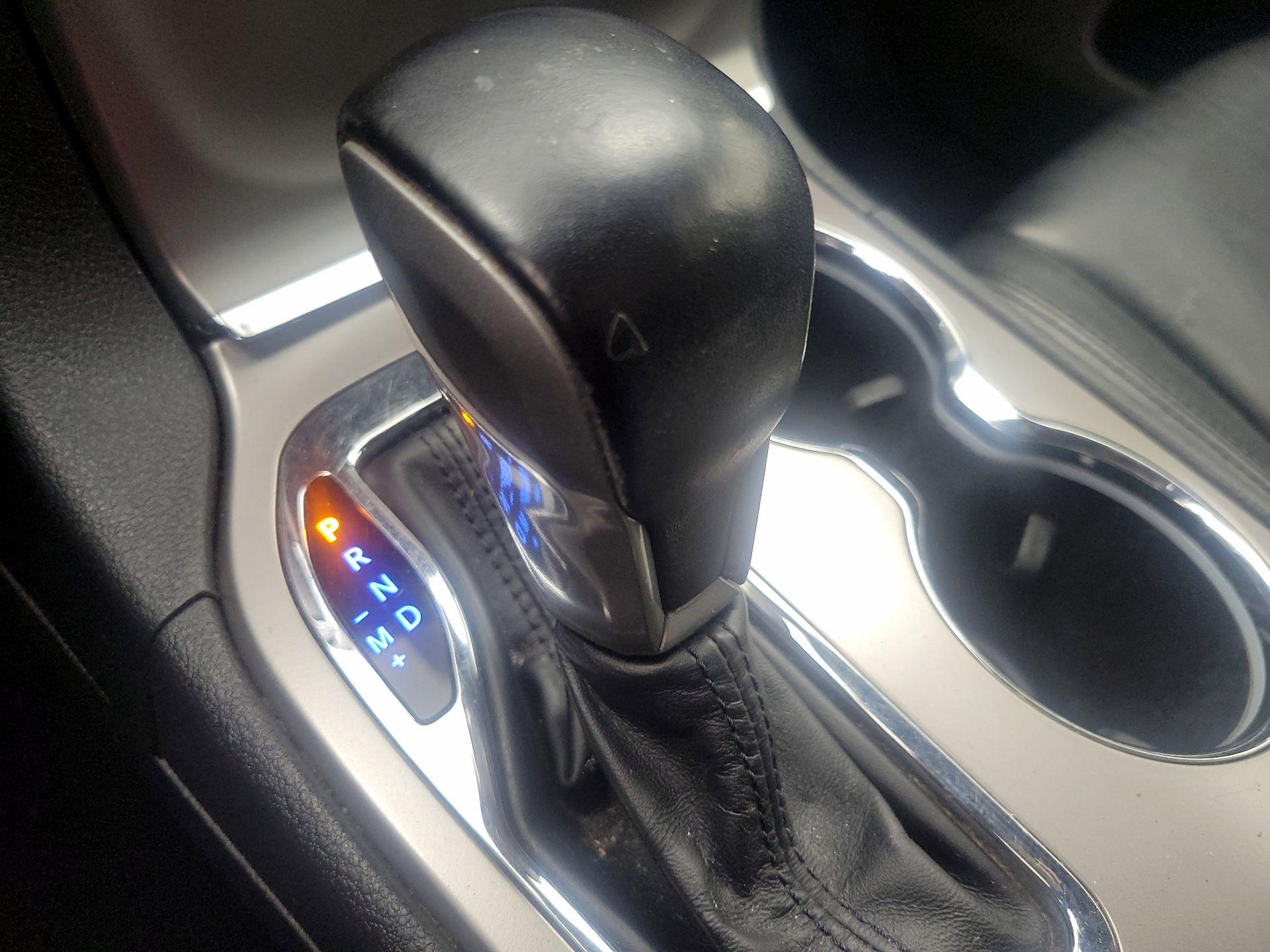 Thumbnail: 2021 Jeep Grand Cherokee - 18