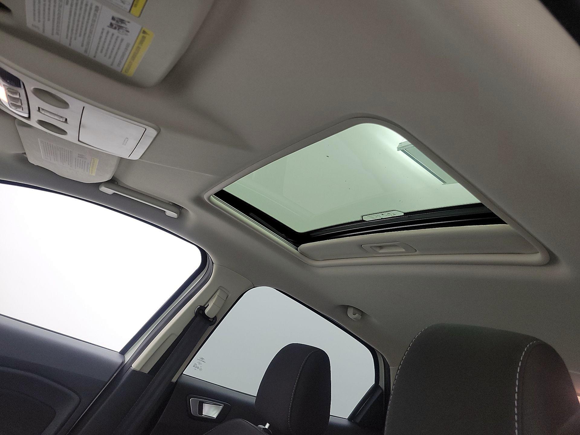 Thumbnail: 2019 Ford EcoSport - 17