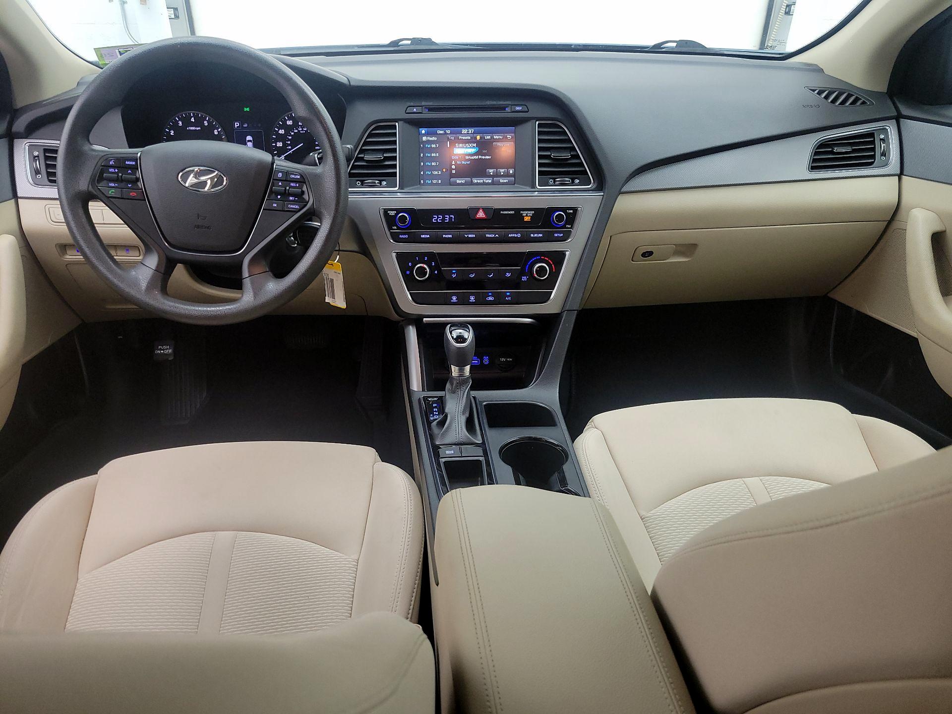 Thumbnail: 2017 Hyundai Sonata - 9