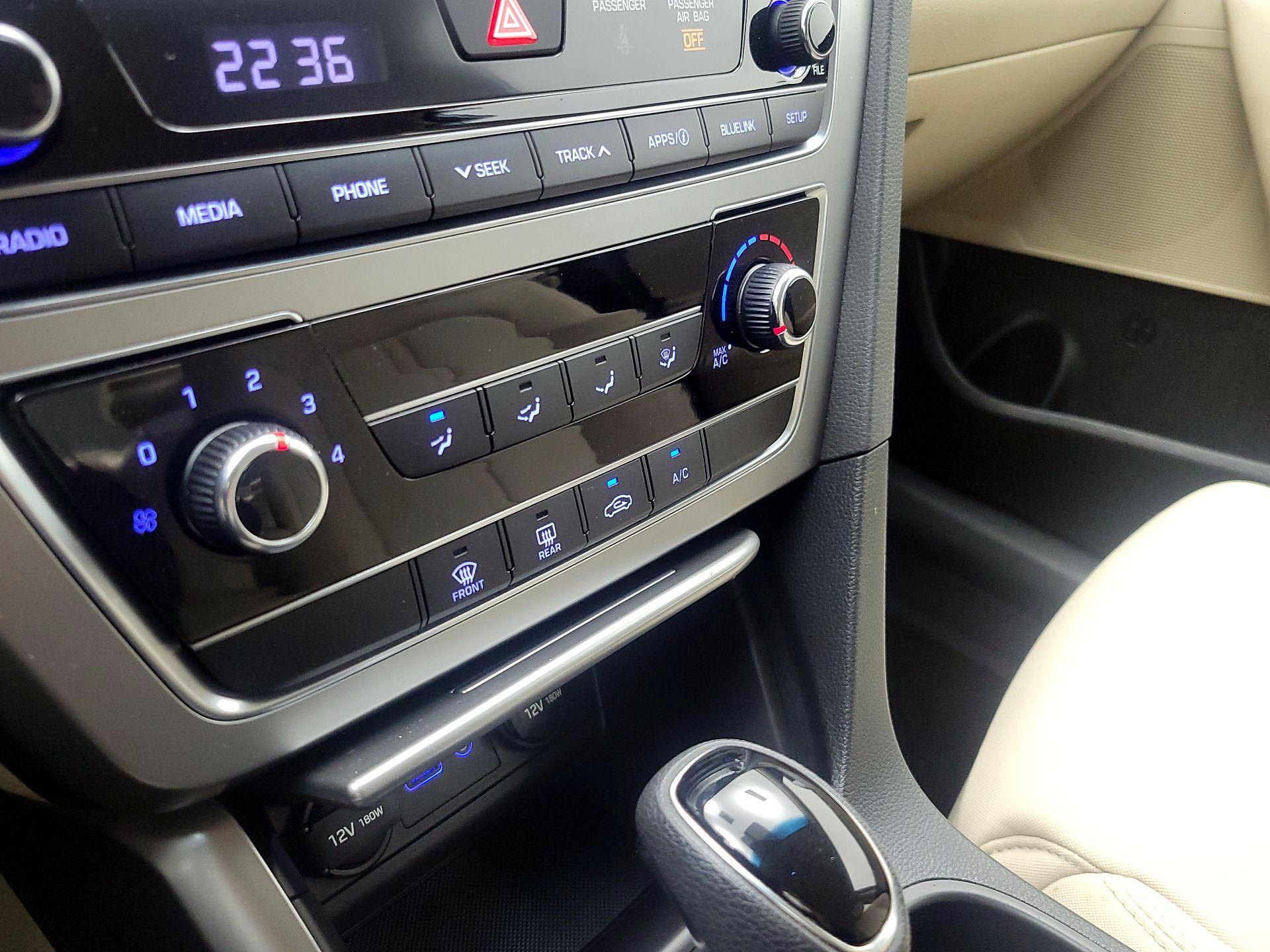 Thumbnail: 2017 Hyundai Sonata - 16