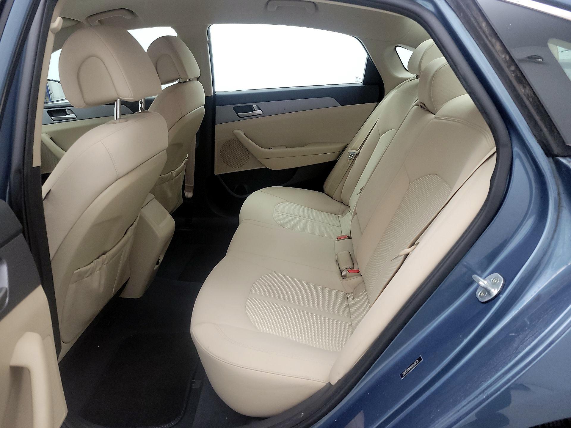 Thumbnail: 2017 Hyundai Sonata - 19