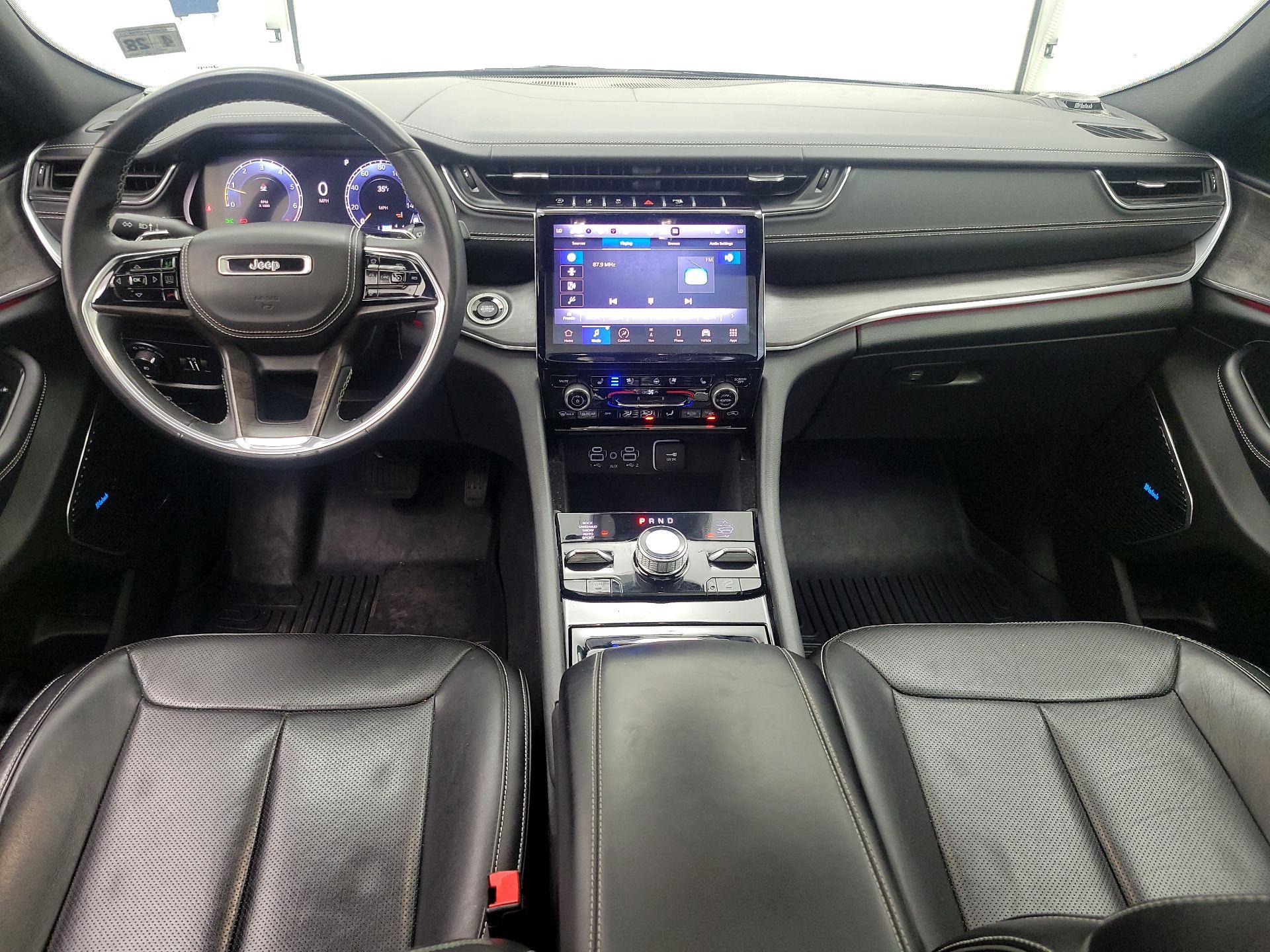 Thumbnail: 2022 Jeep Grand Cherokee L - 9