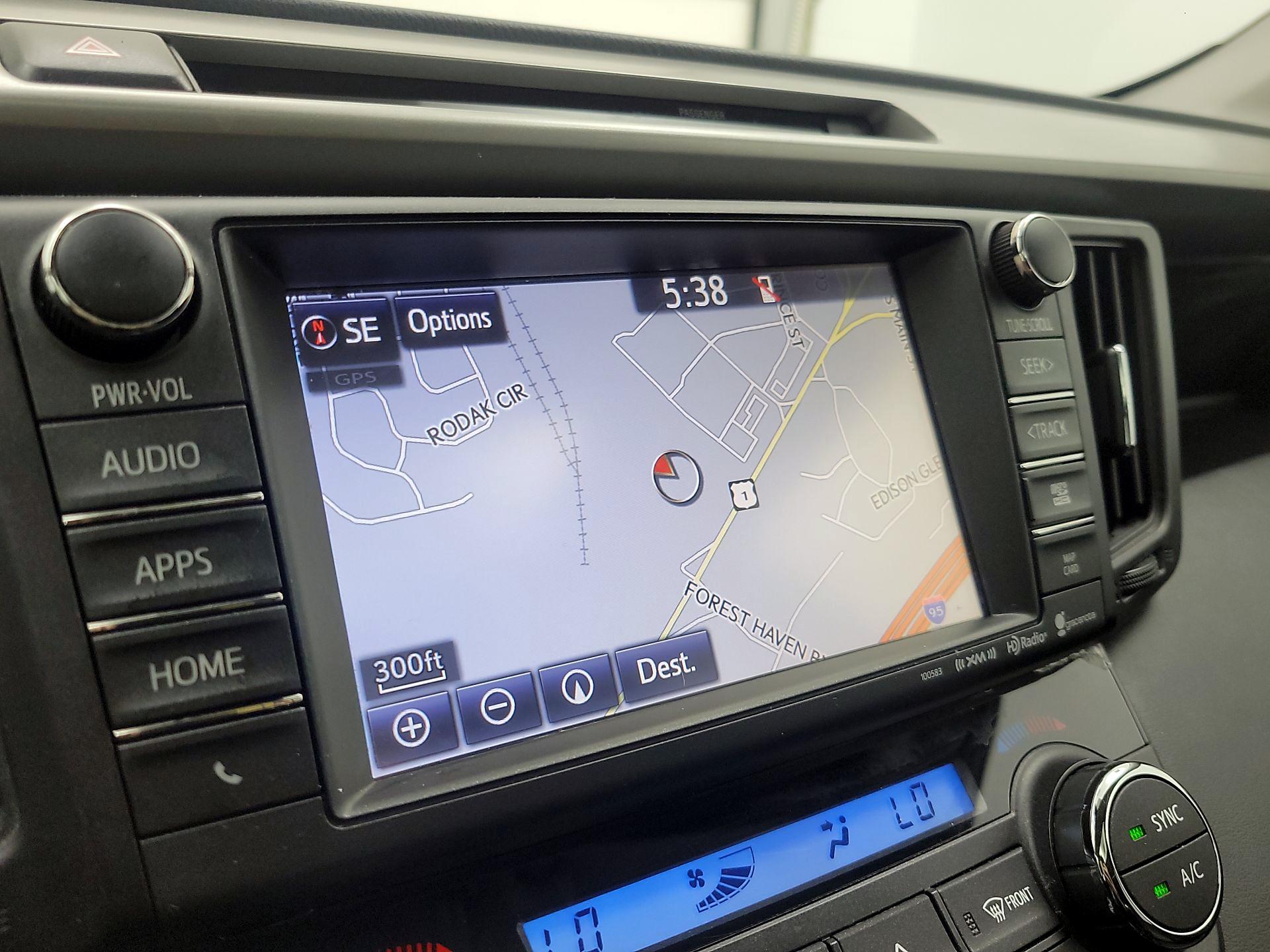 Thumbnail: 2016 Toyota RAV4 - 14