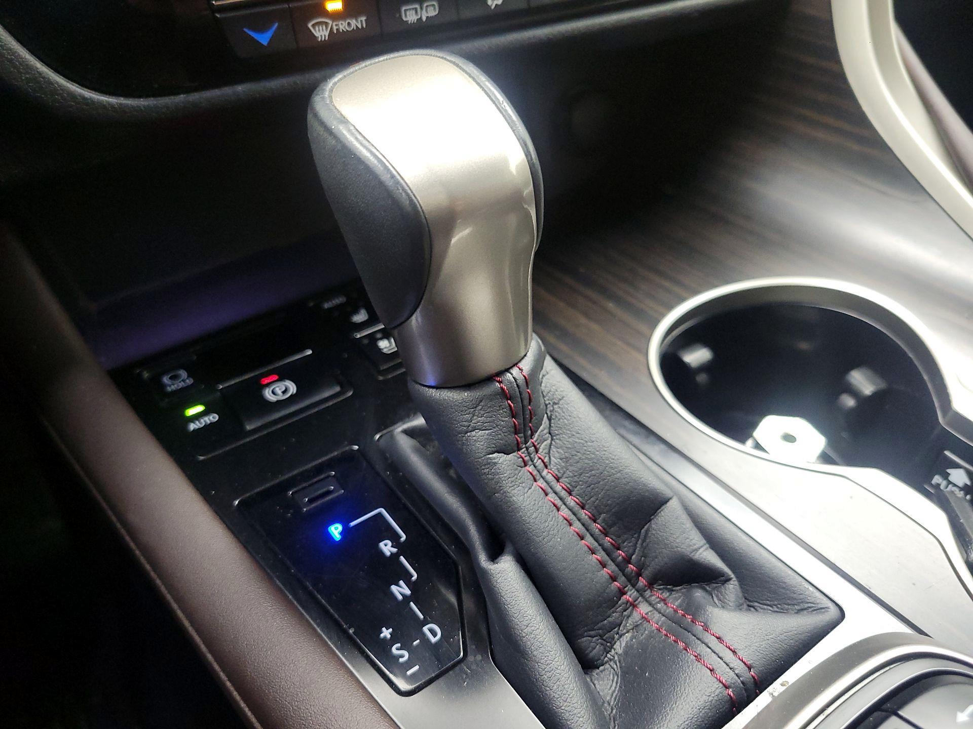 Thumbnail: 2017 Lexus RX - 17