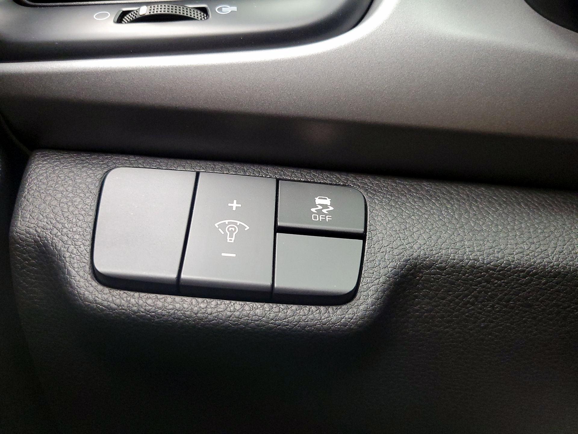 Thumbnail: 2022 Kia Rio - 13