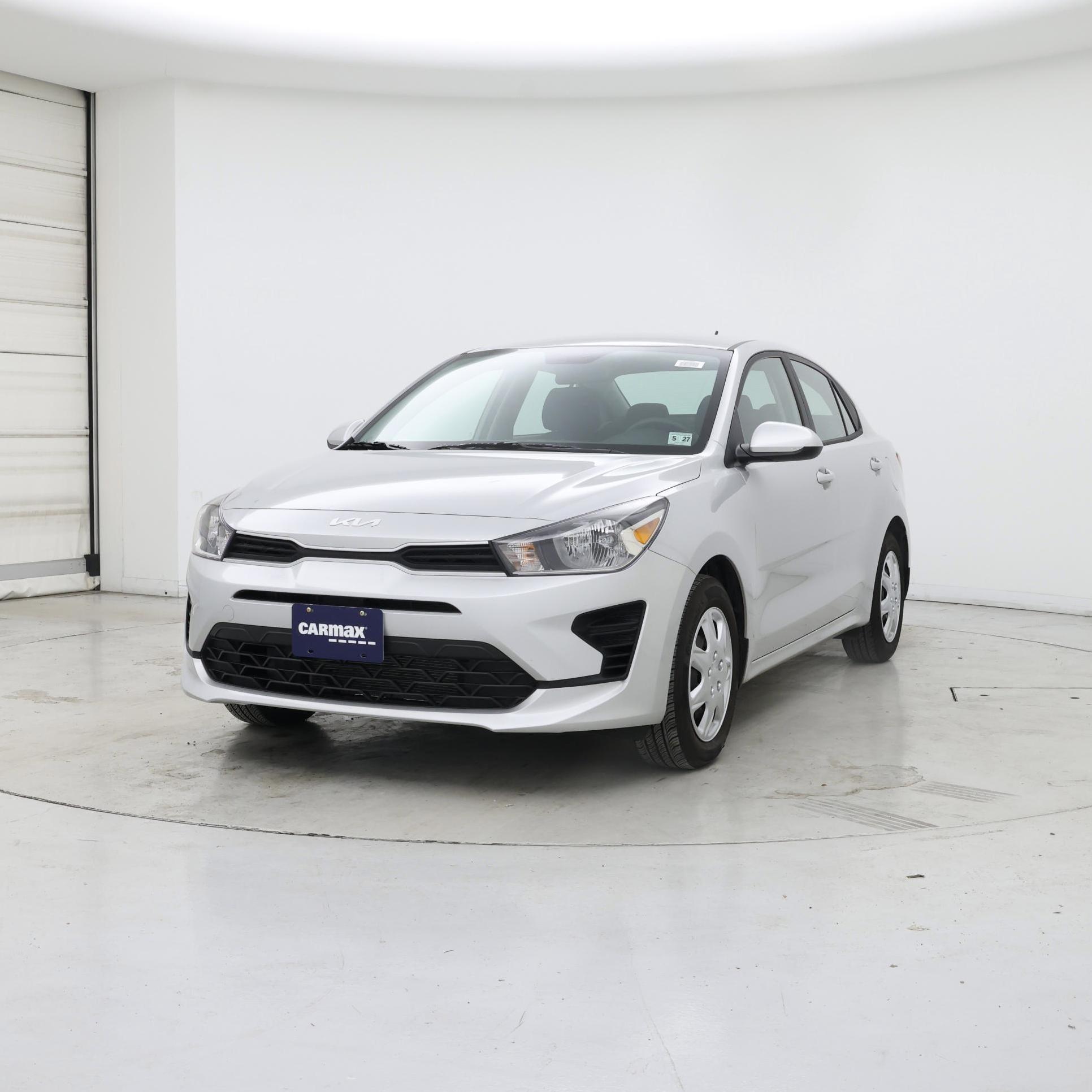 Thumbnail: 2022 Kia Rio - 4