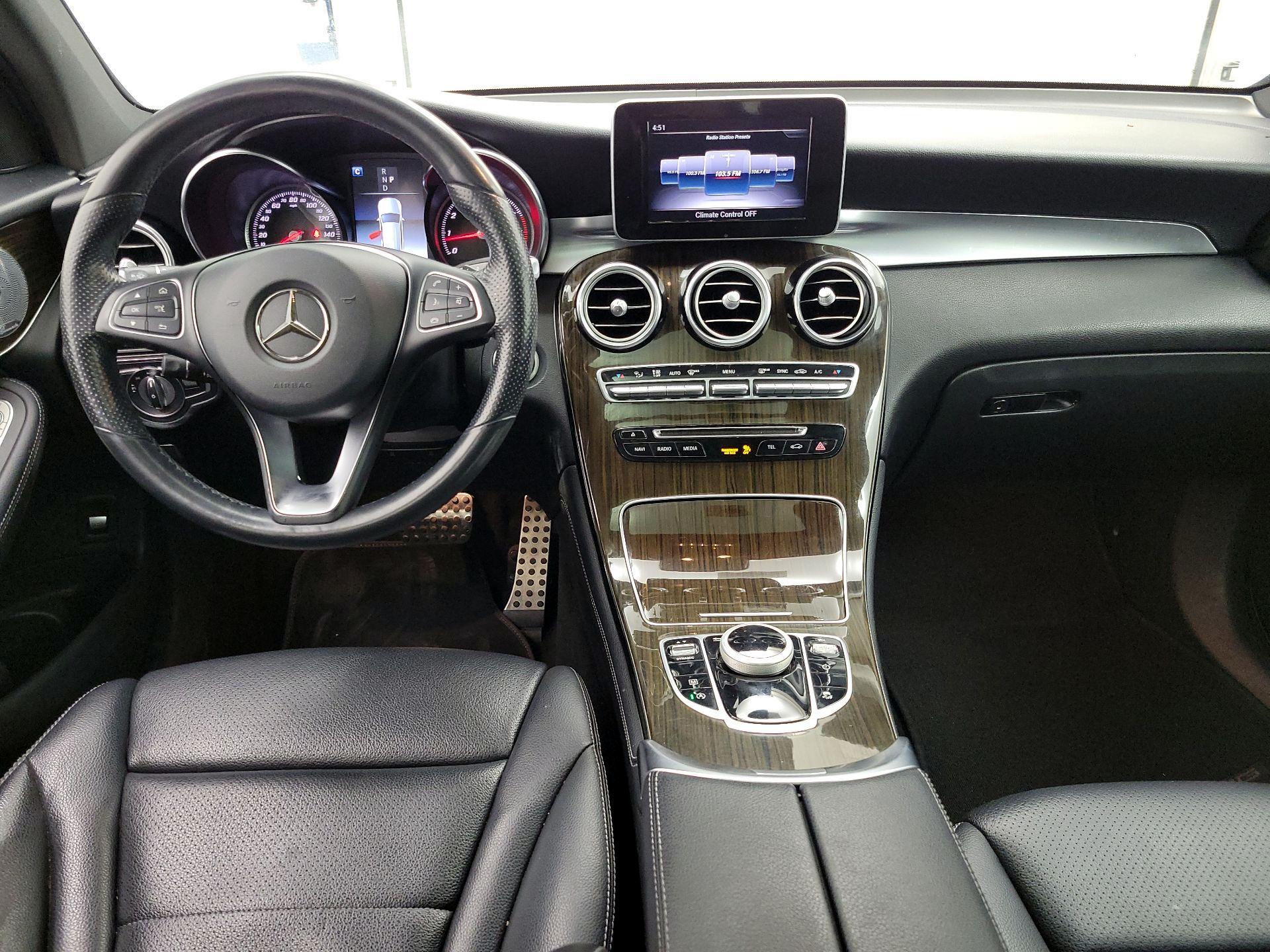 Thumbnail: 2018 Mercedes-Benz GLC - 9