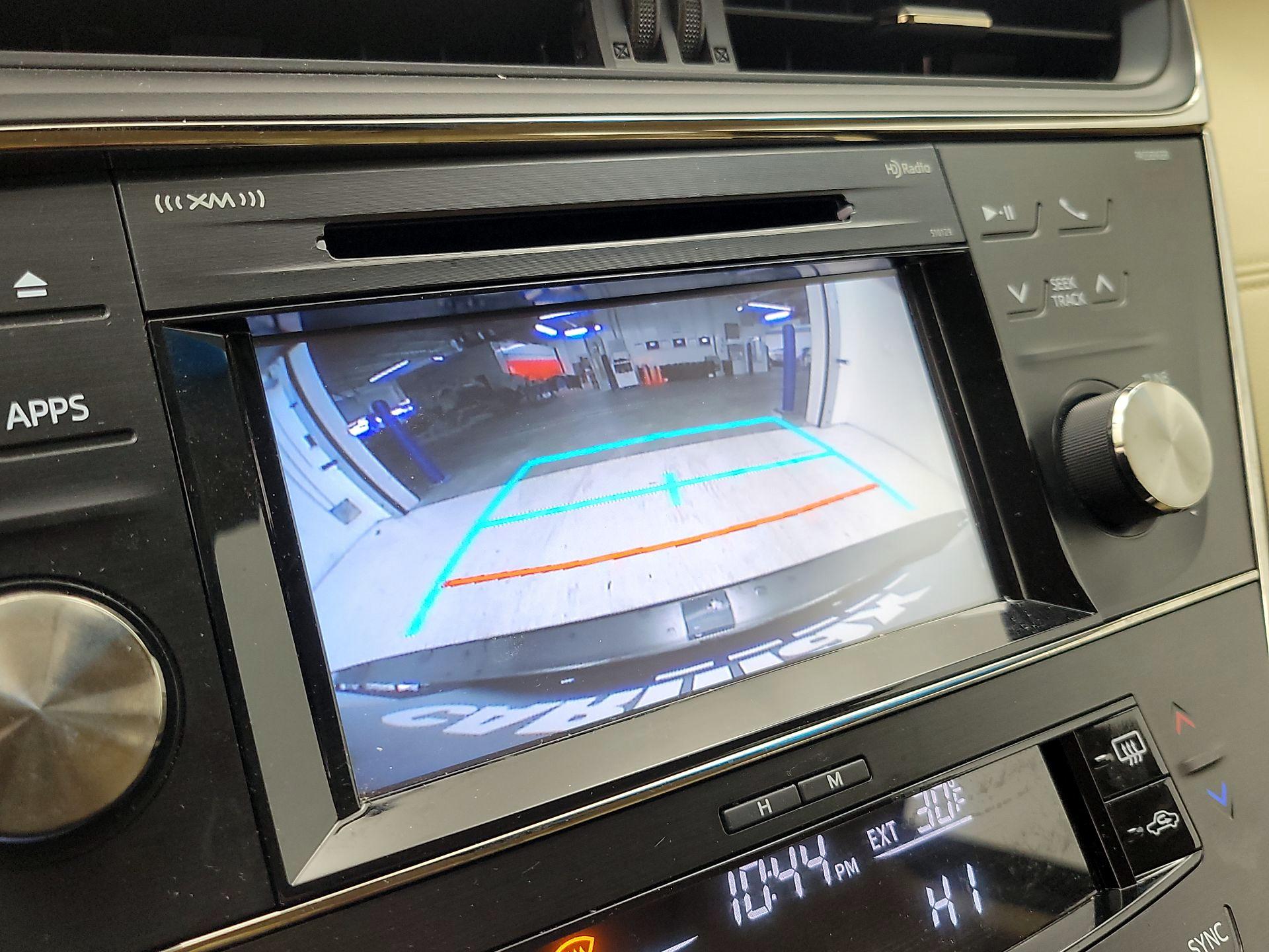 Thumbnail: 2016 Toyota Avalon - 13