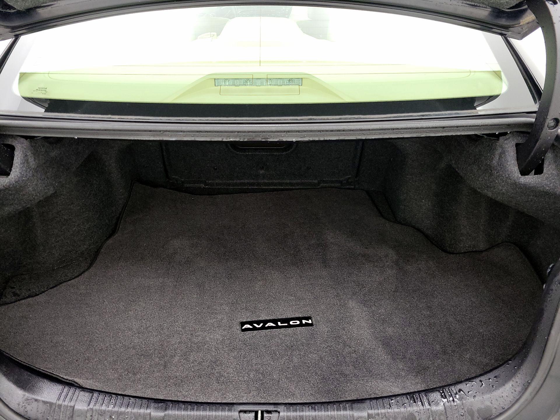 Thumbnail: 2016 Toyota Avalon - 20