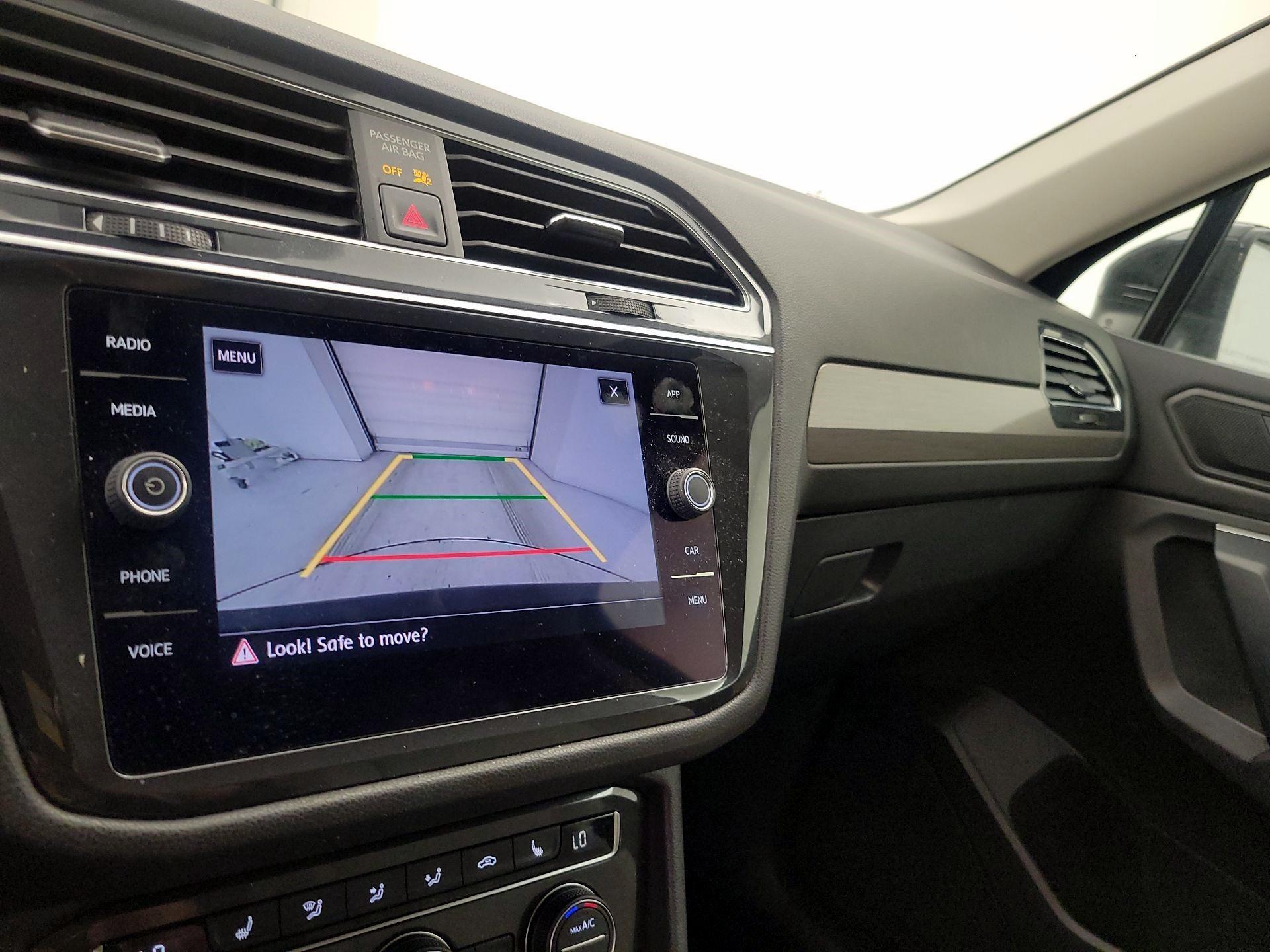 Thumbnail: 2019 Volkswagen Tiguan - 12