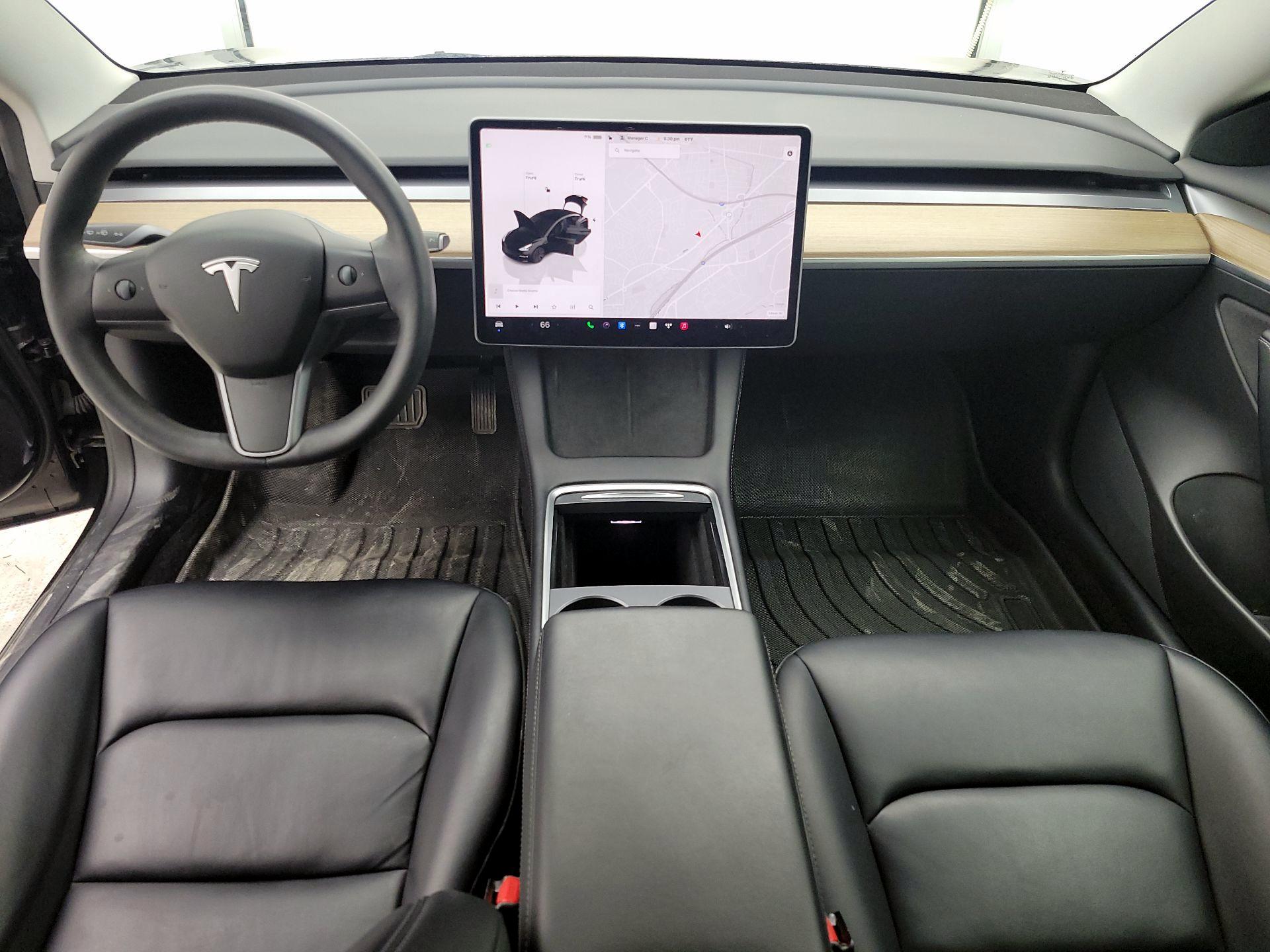 Thumbnail: 2022 Tesla Model 3 - 9