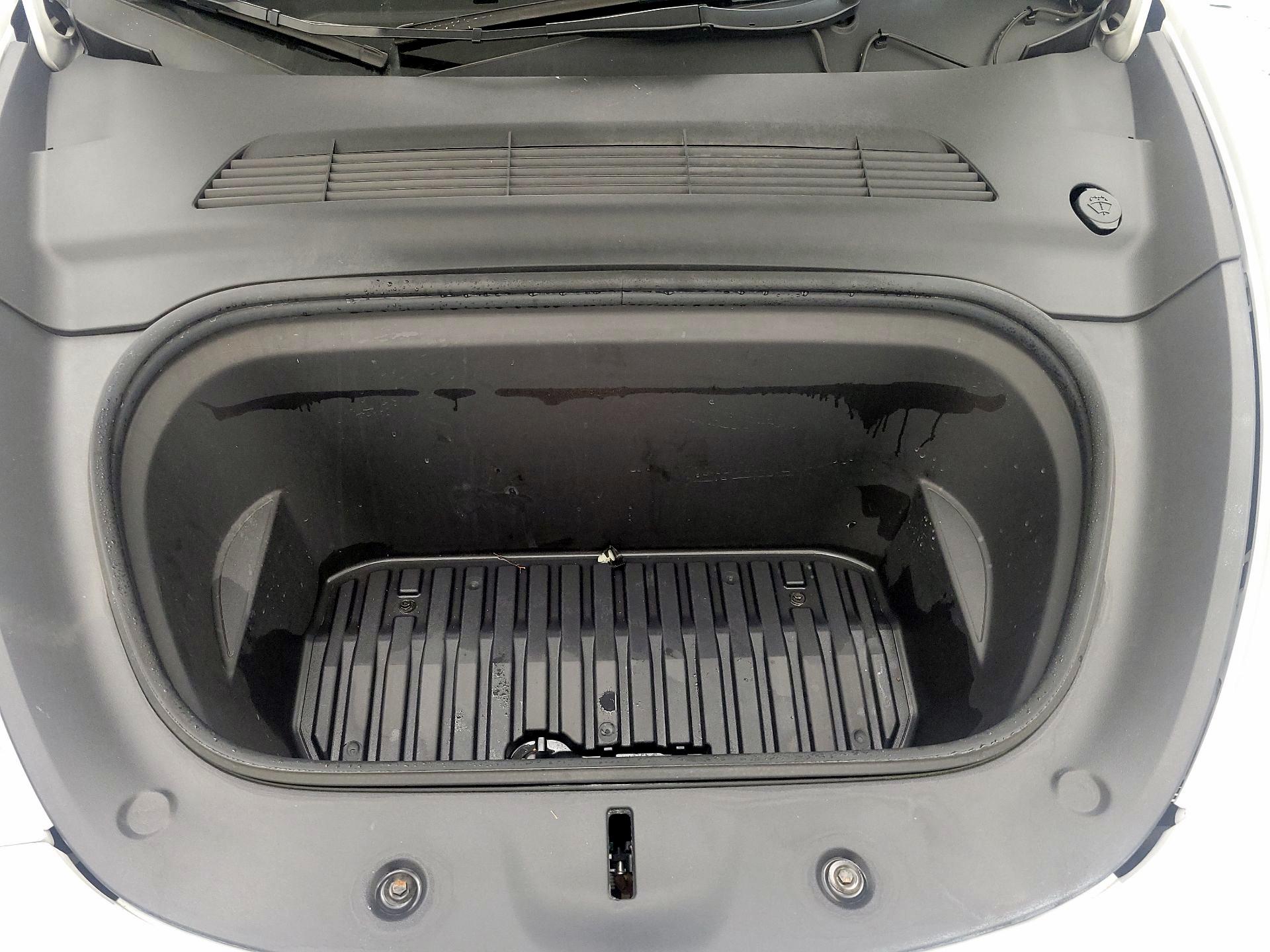 Thumbnail: 2023 Tesla Model Y - 19