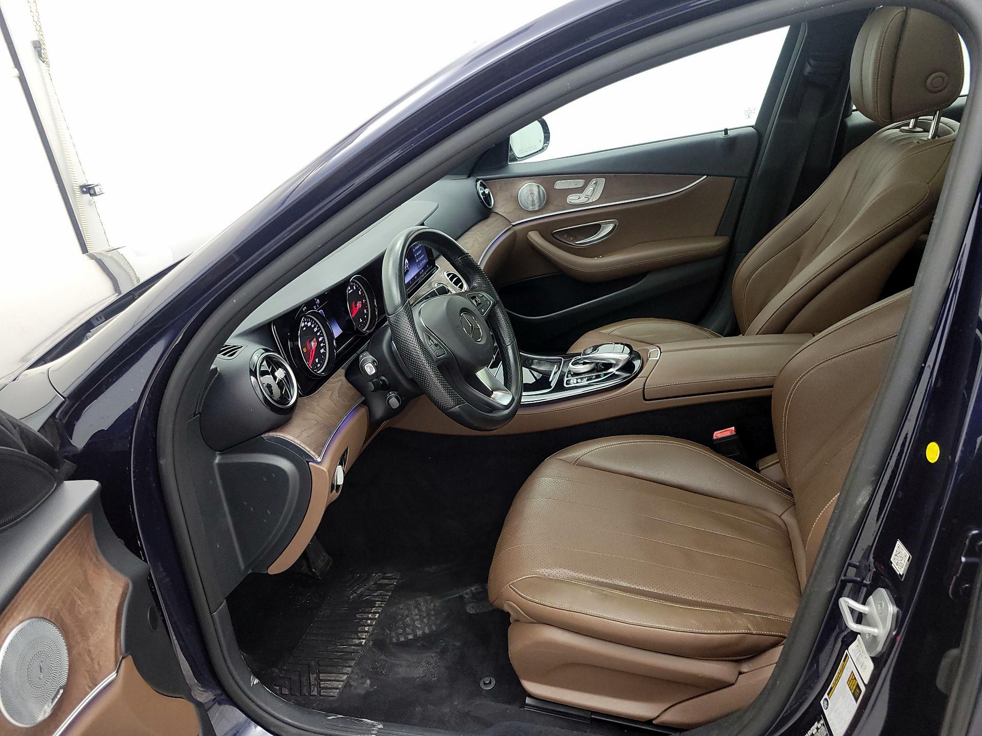 Thumbnail: 2017 Mercedes-Benz E-Class - 11