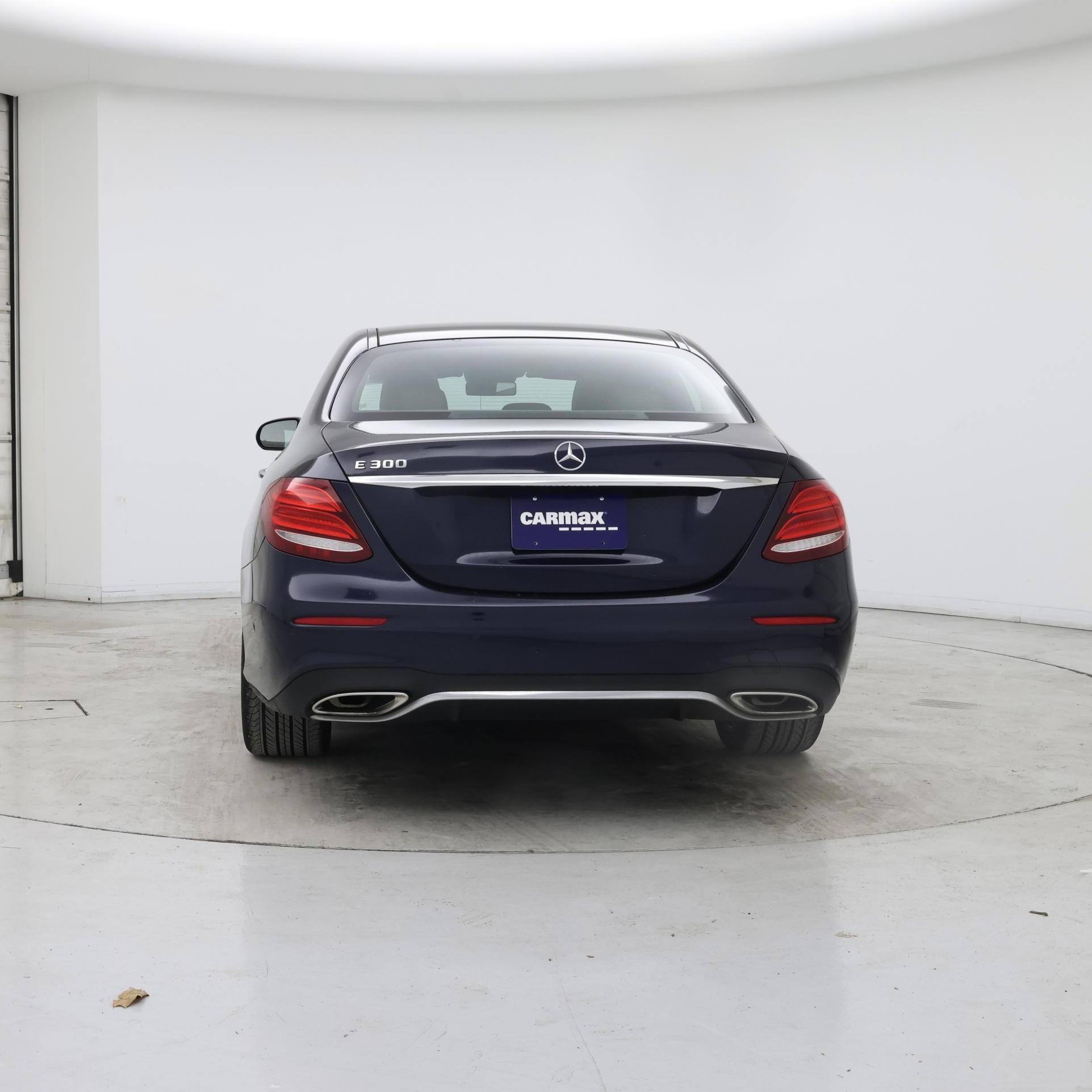 Thumbnail: 2017 Mercedes-Benz E-Class - 6