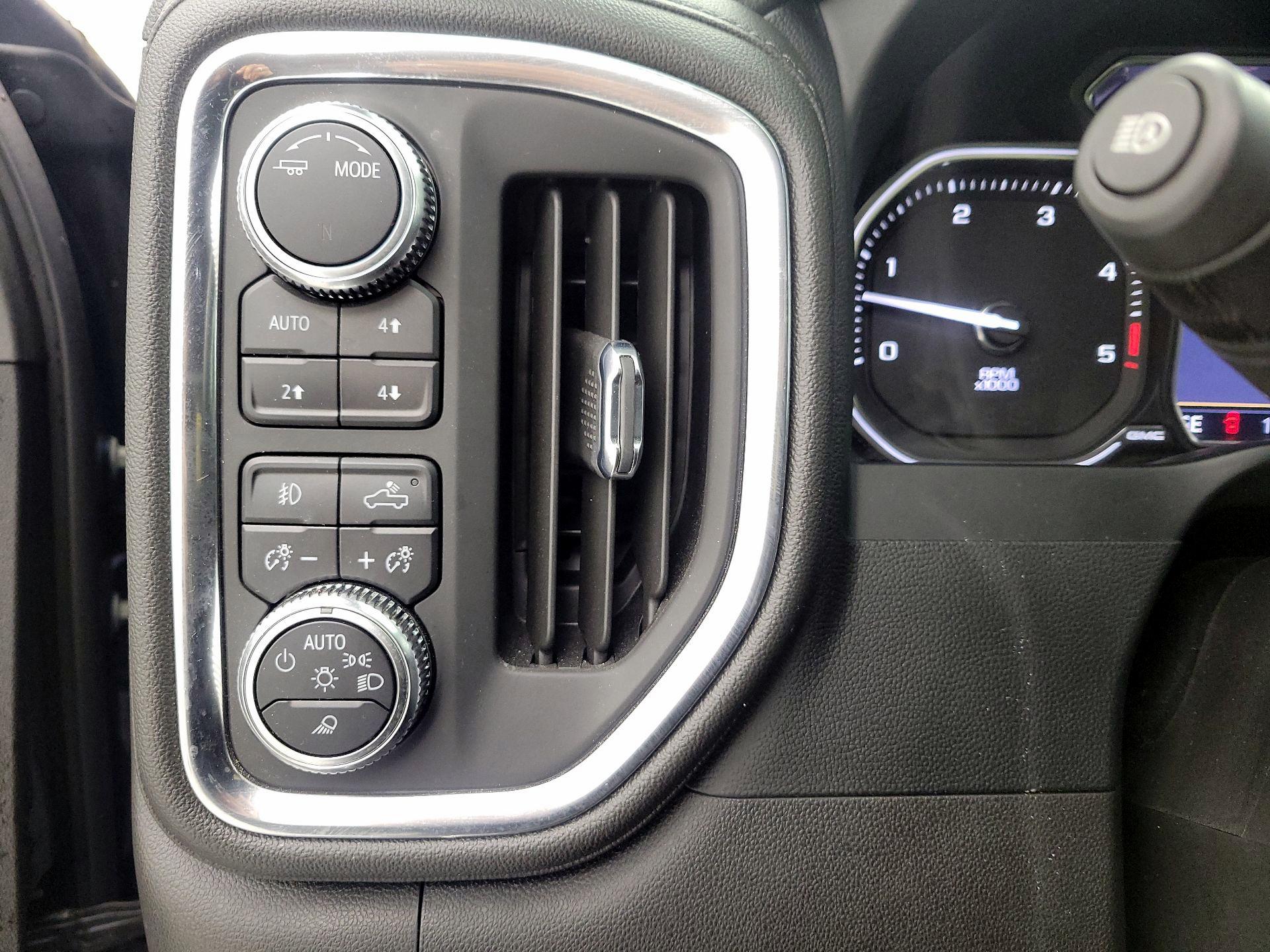 Thumbnail: 2022 GMC Sierra 2500 - 13