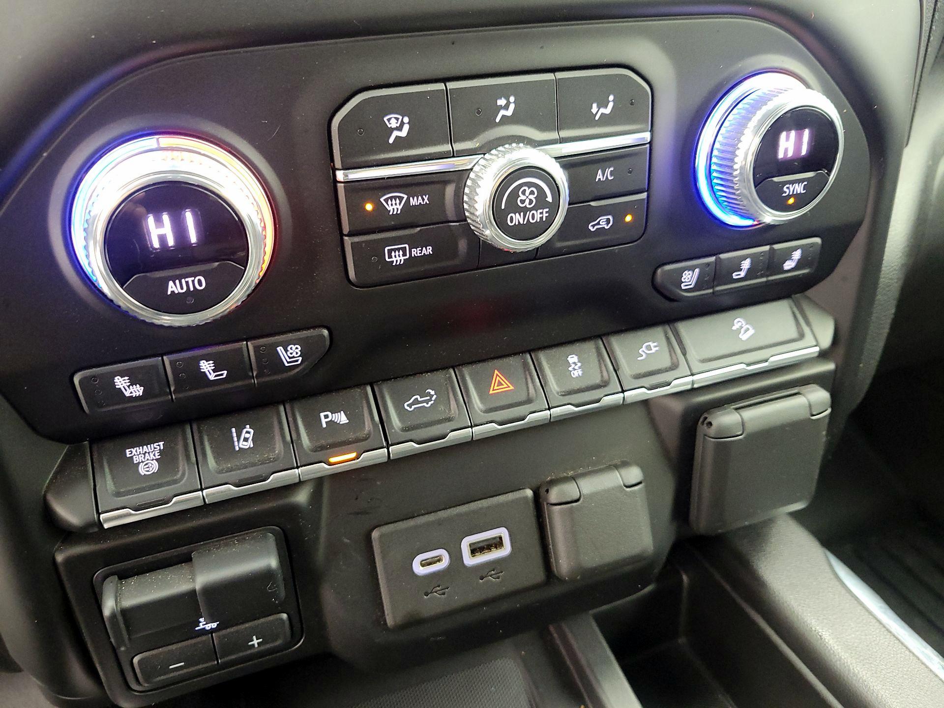 Thumbnail: 2022 GMC Sierra 2500 - 17