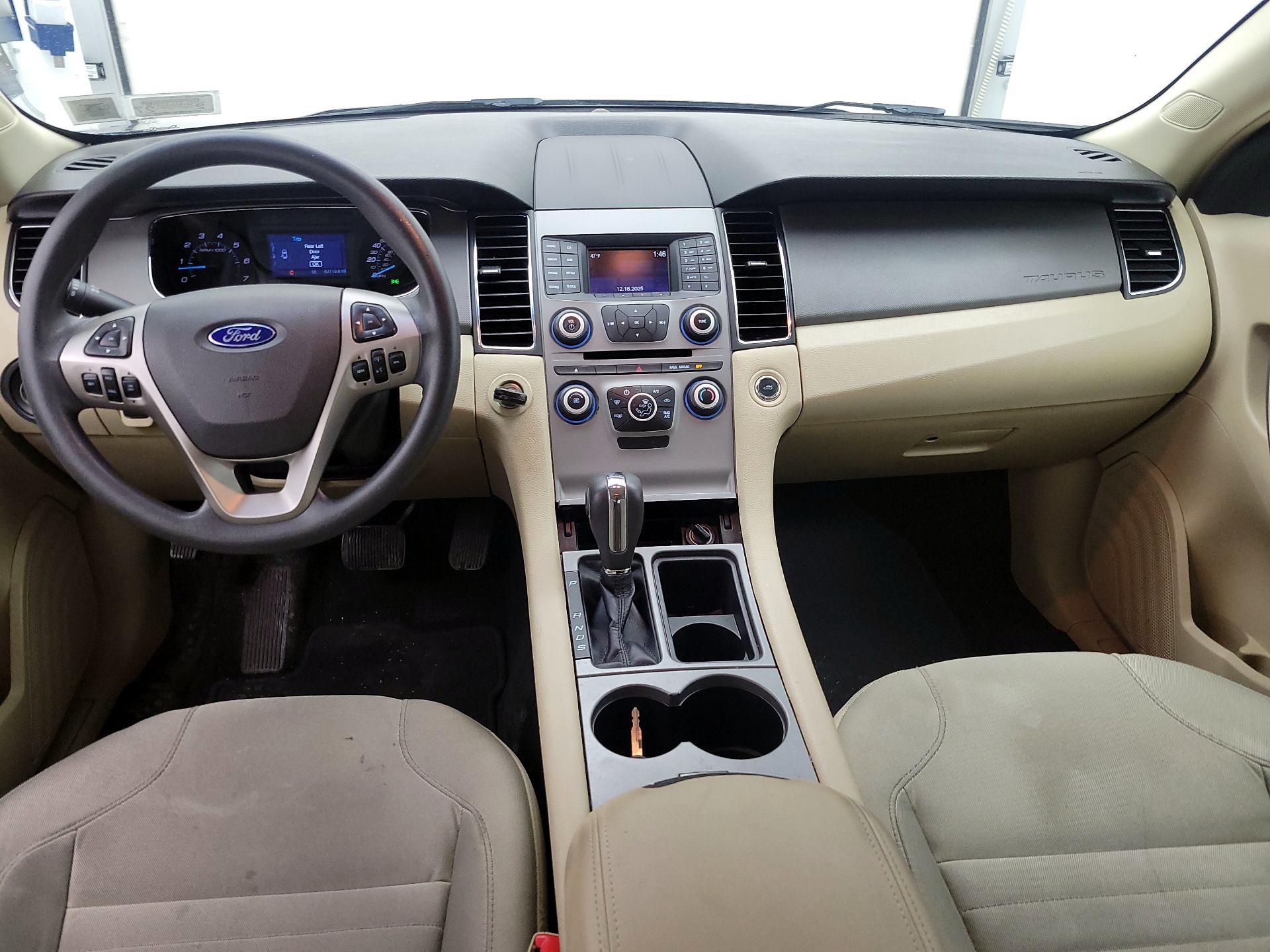 Thumbnail: 2016 Ford Taurus - 9