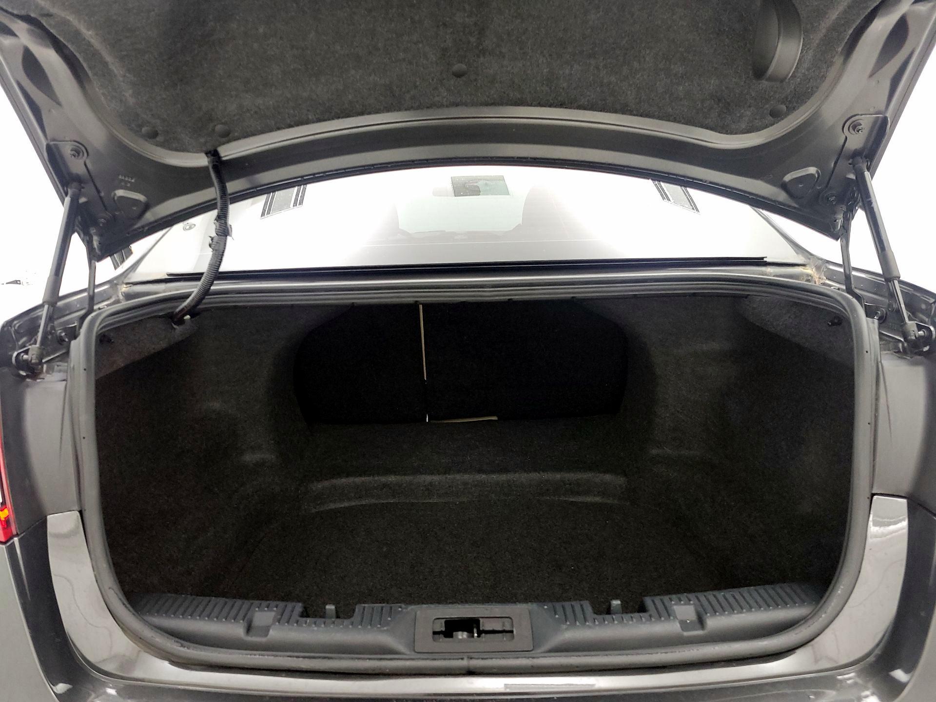 Thumbnail: 2016 Ford Taurus - 20