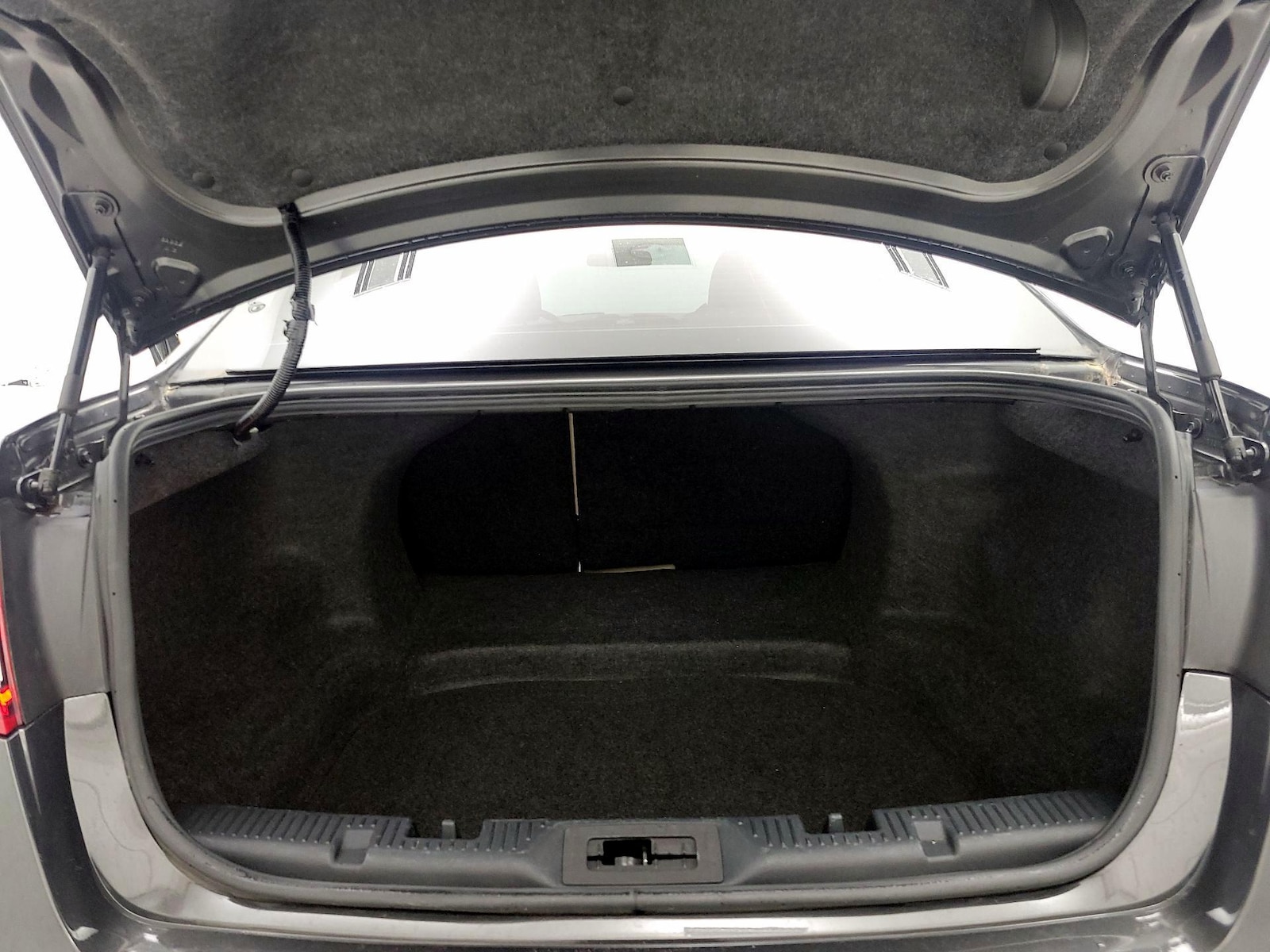 2016 Ford Taurus SE - Photo 21