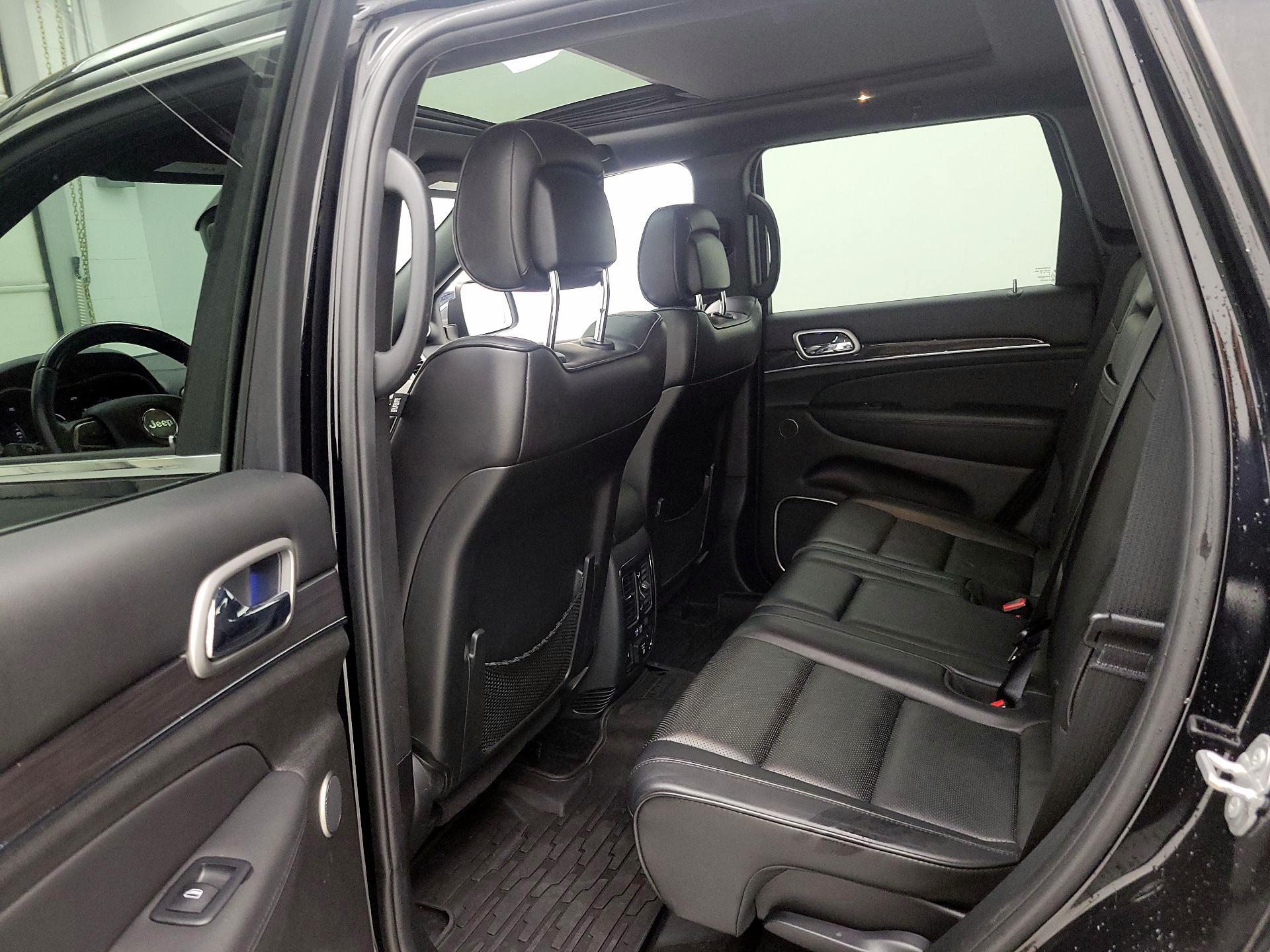 Thumbnail: 2018 Jeep Grand Cherokee - 20