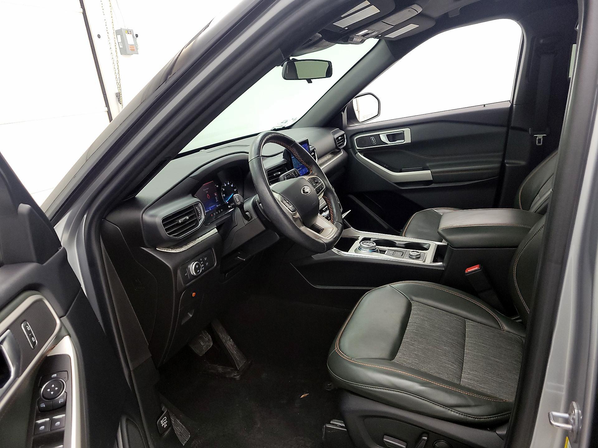 Thumbnail: 2021 Ford Explorer - 11