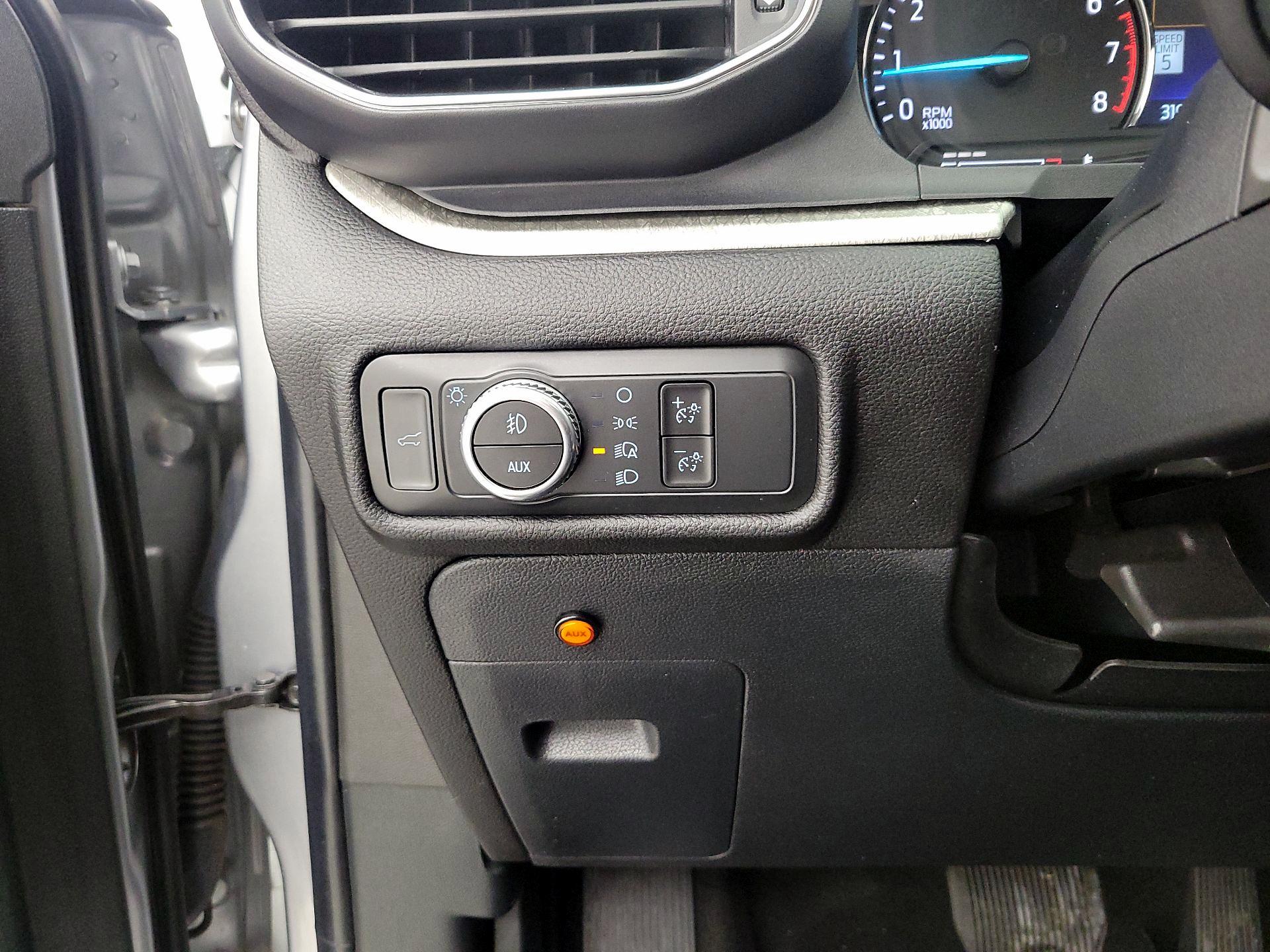 Thumbnail: 2021 Ford Explorer - 13