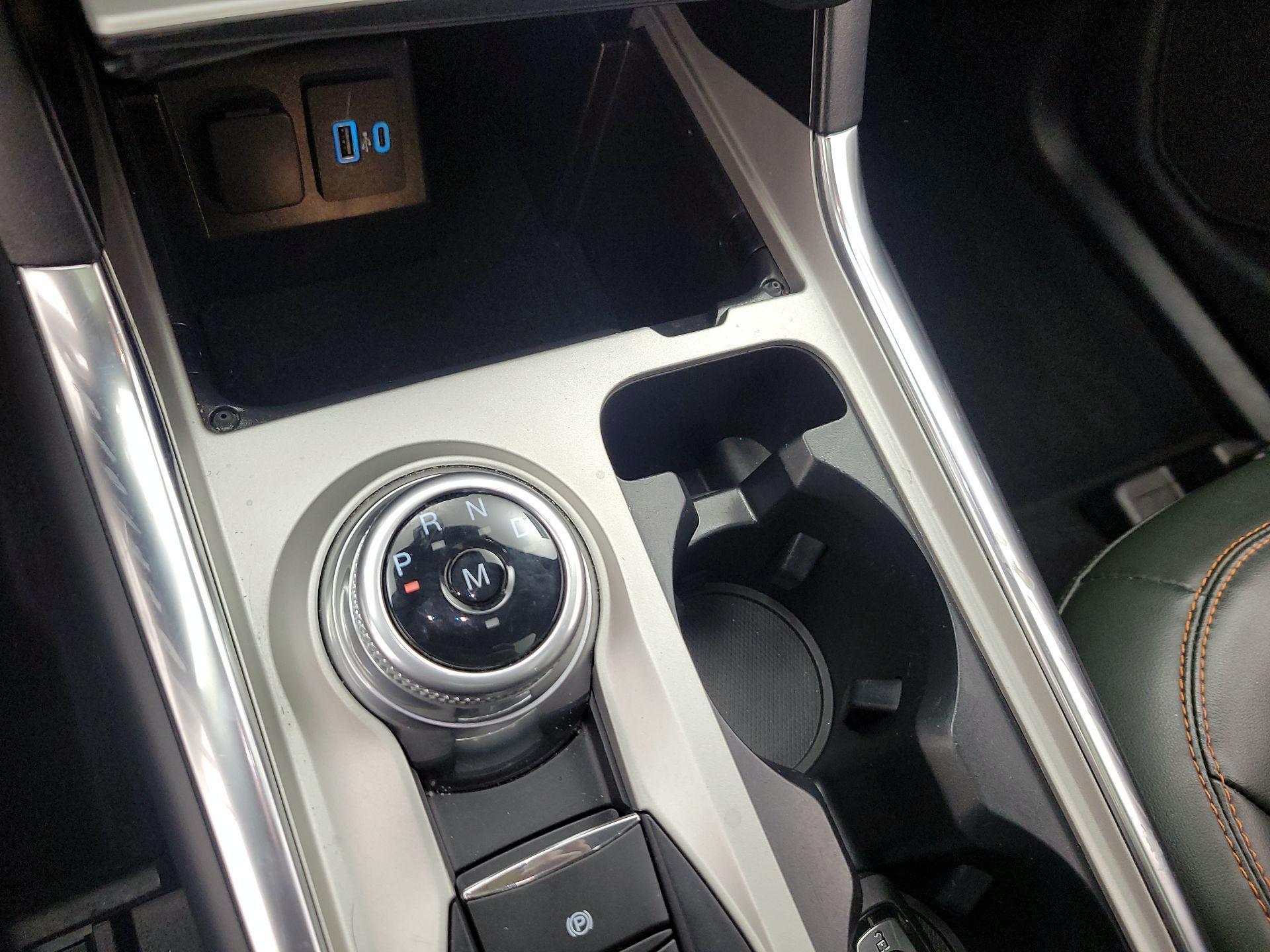 Thumbnail: 2021 Ford Explorer - 17