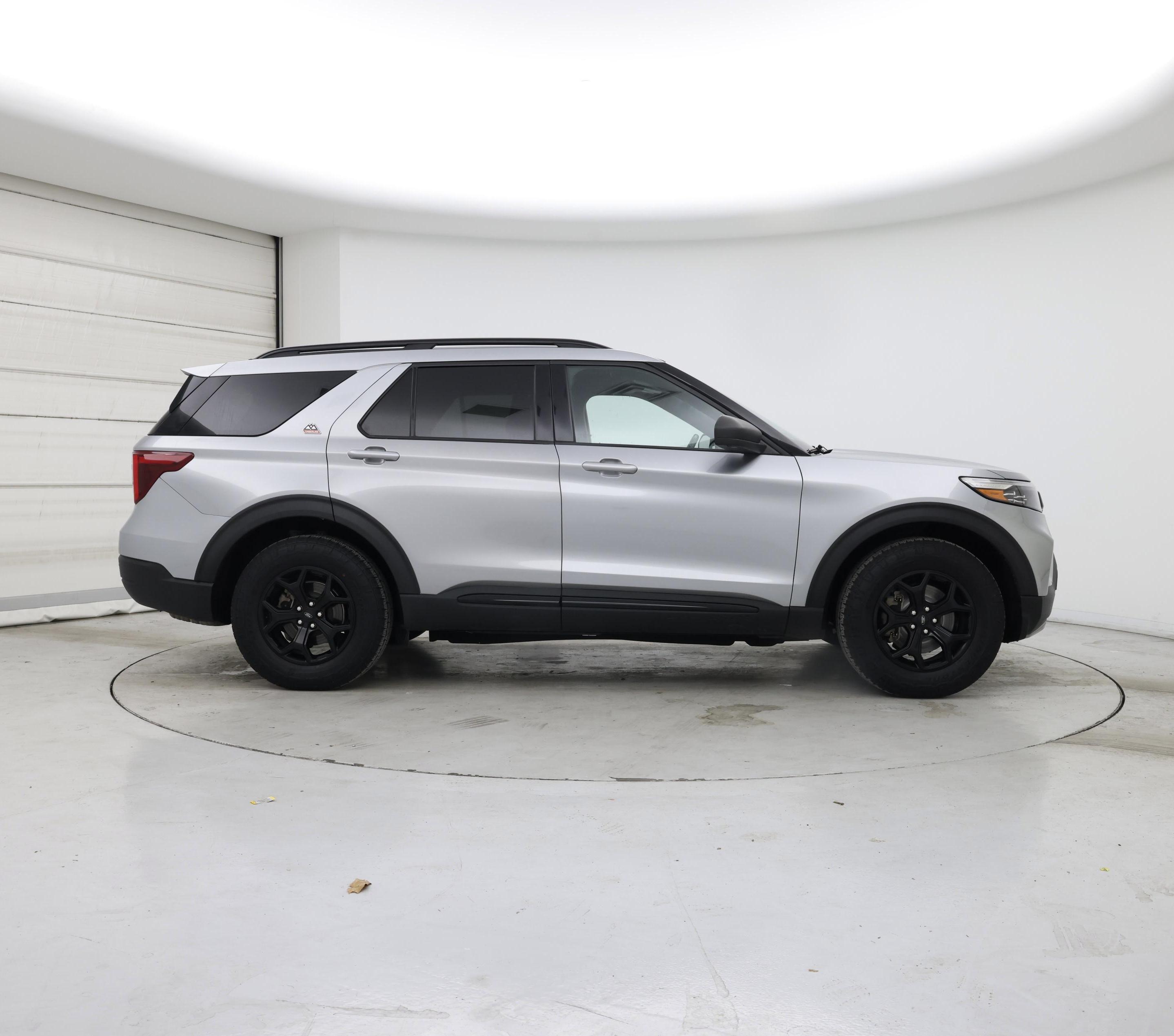 Thumbnail: 2021 Ford Explorer - 7