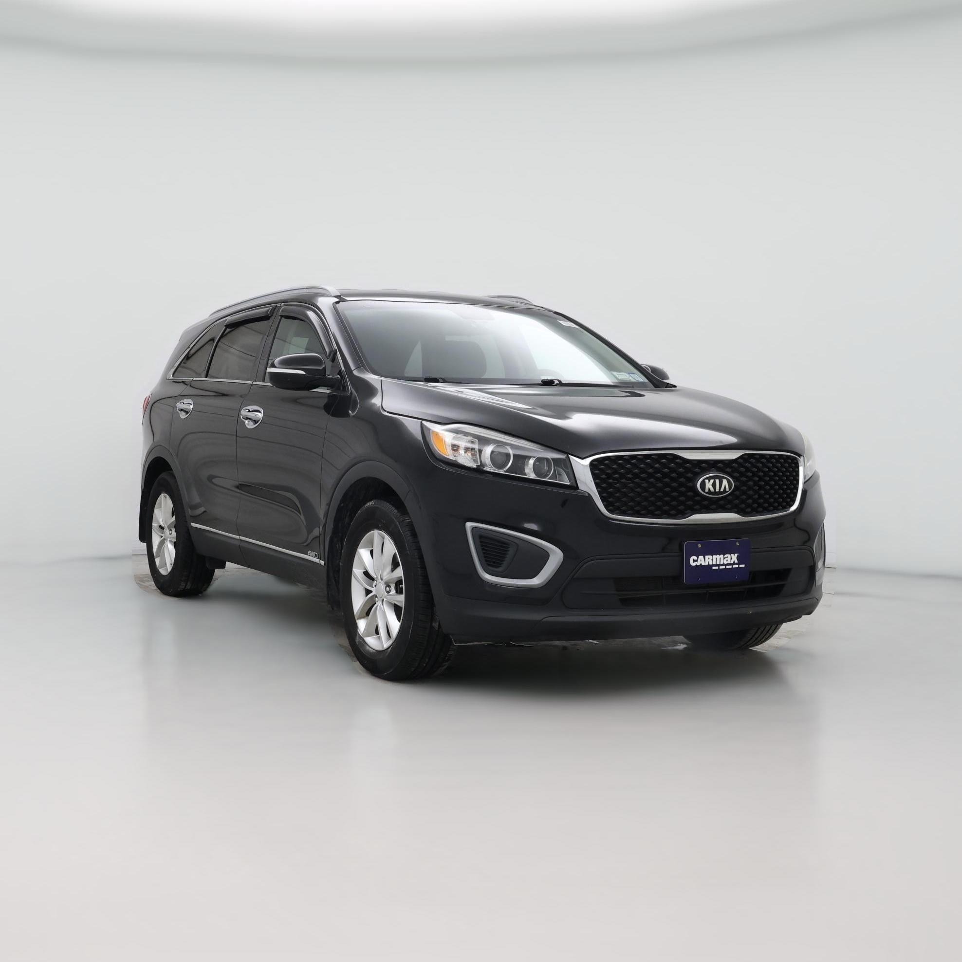 Thumbnail: 2016 Kia Sorento - 1