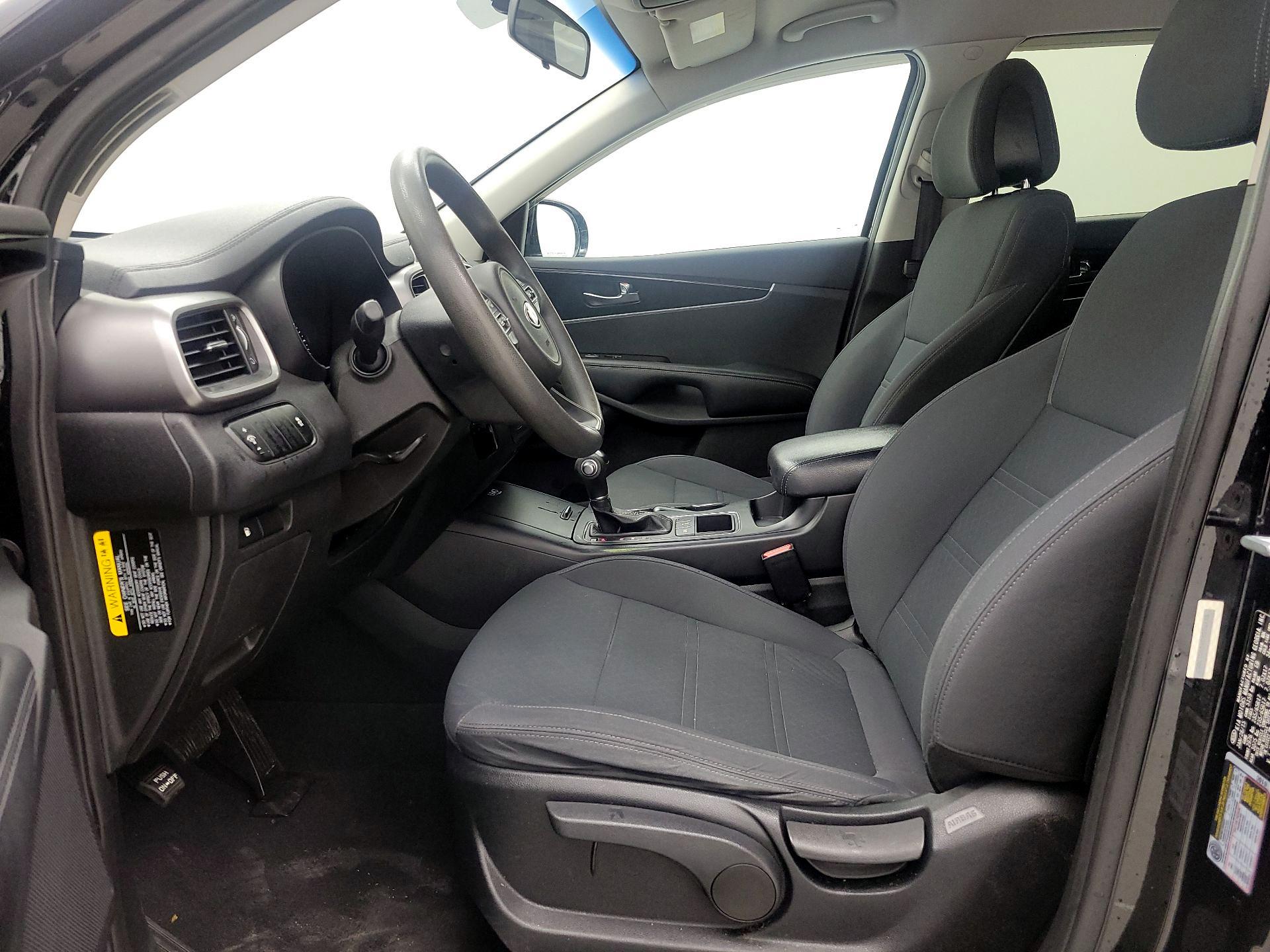 Thumbnail: 2016 Kia Sorento - 11