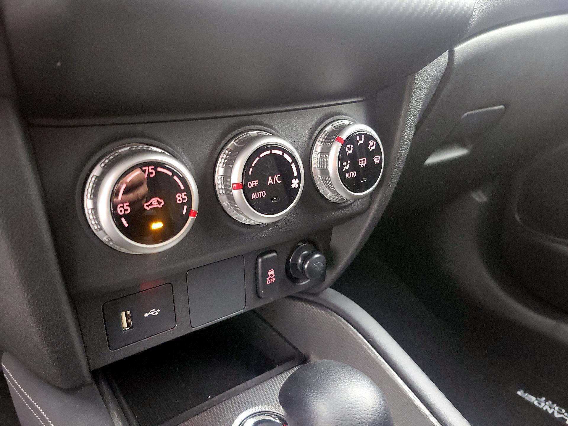 Thumbnail: 2025 Mitsubishi Outlander Sport - 15