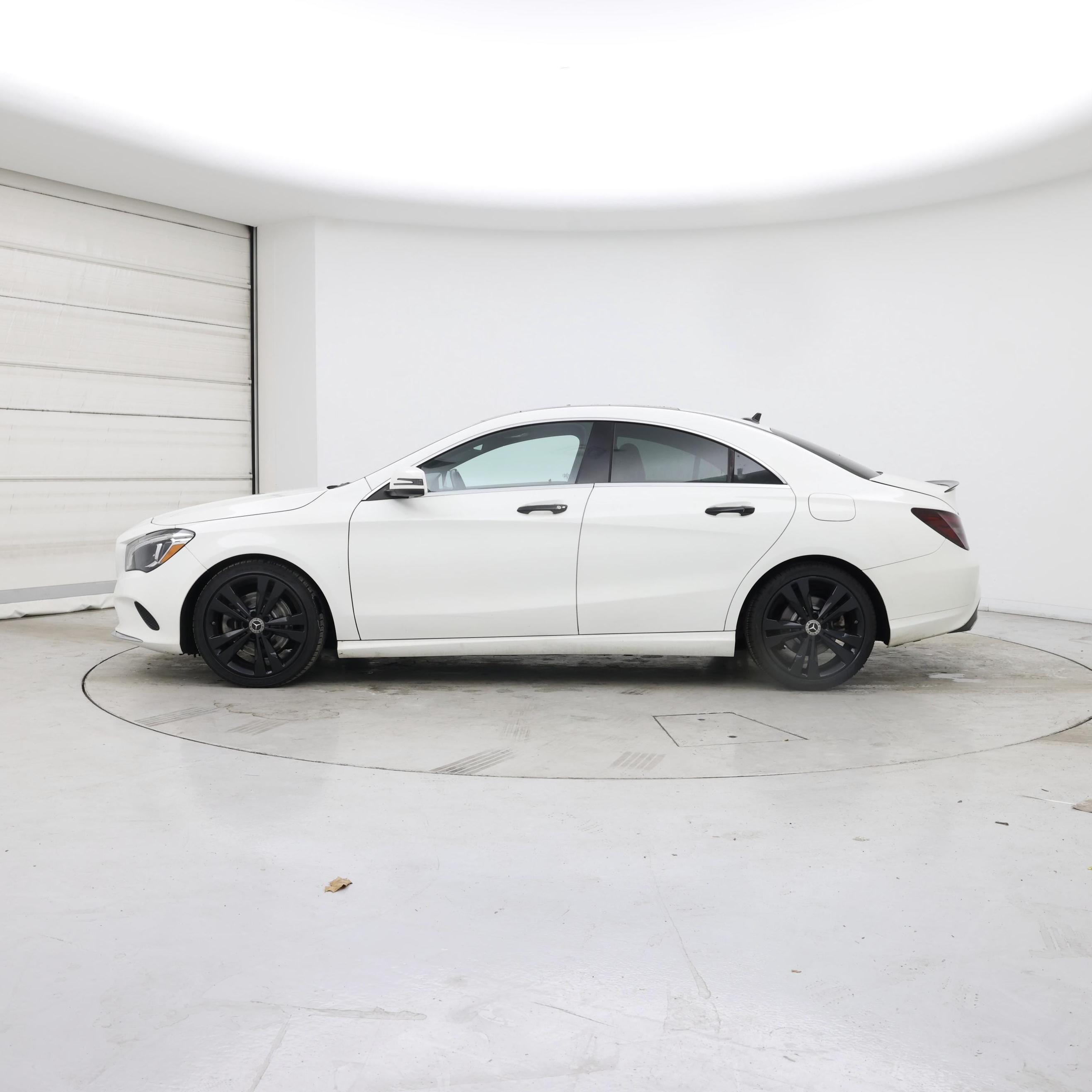 Thumbnail: 2018 Mercedes-Benz CLA - 3