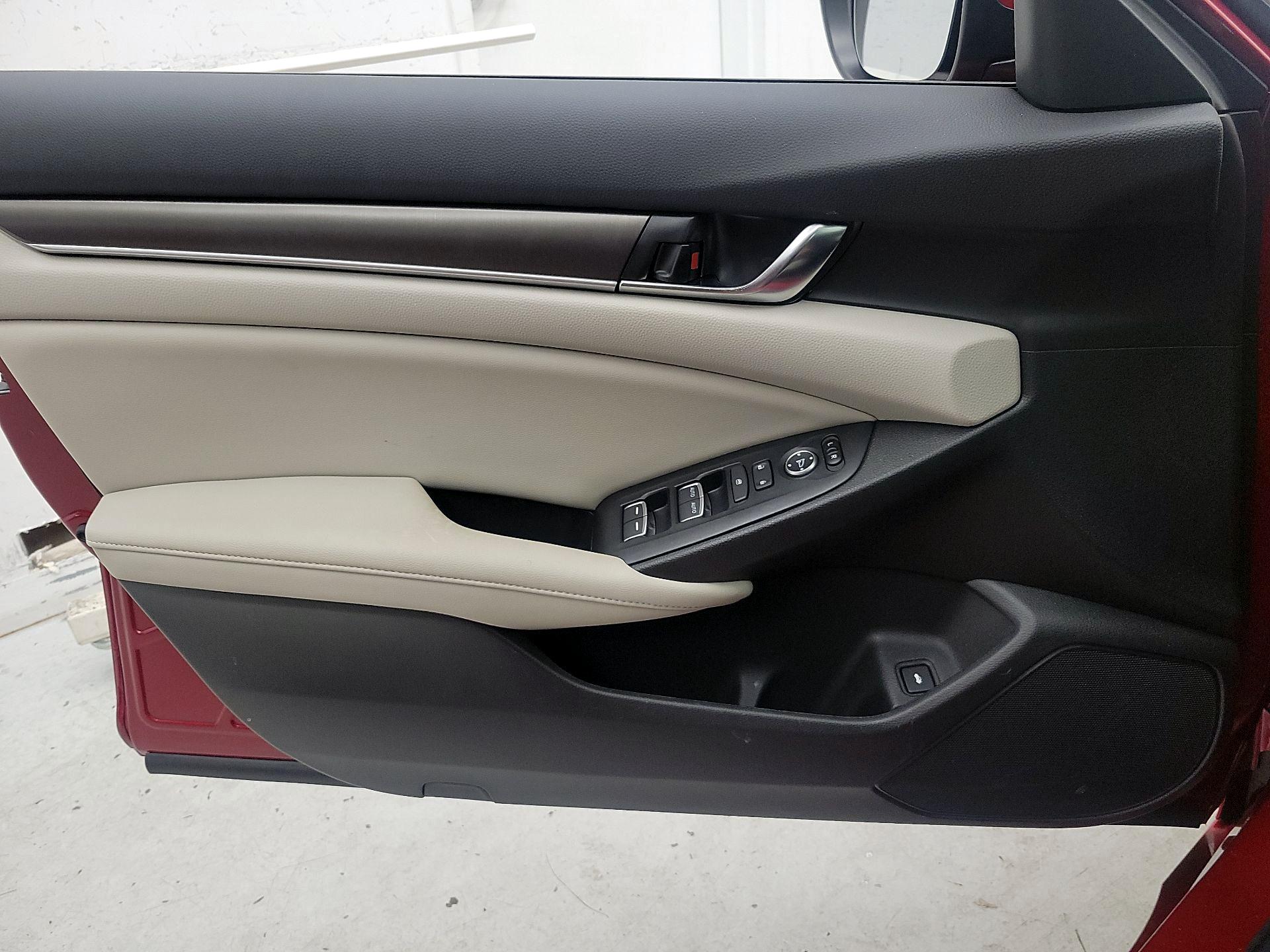 Thumbnail: 2021 Honda Accord - 12