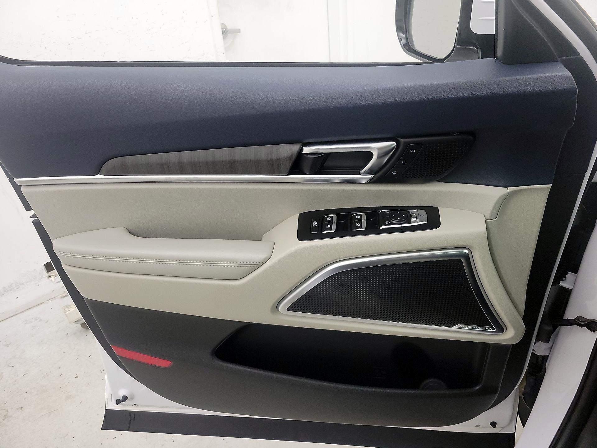 Thumbnail: 2024 Kia Telluride - 12