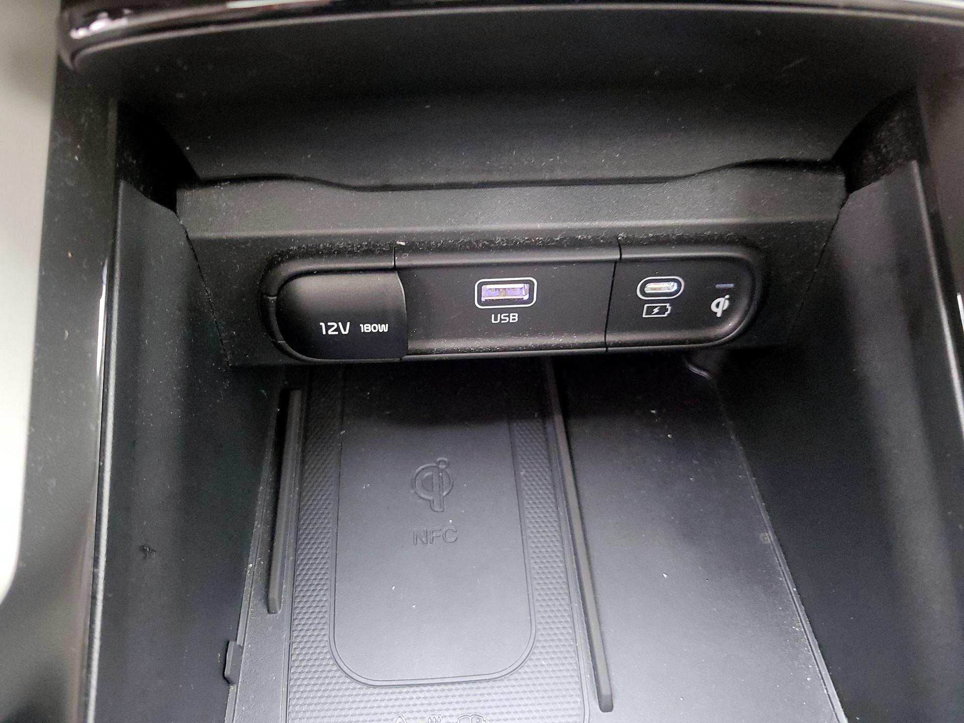 Thumbnail: 2024 Kia Telluride - 19