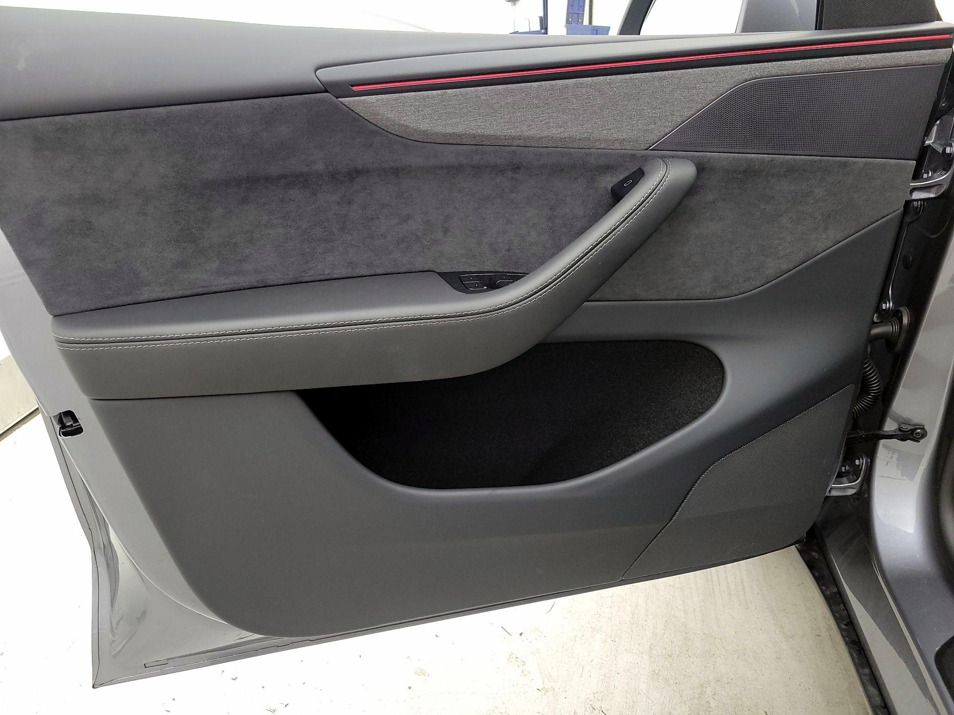 Thumbnail: 2026 Tesla Model Y - 12