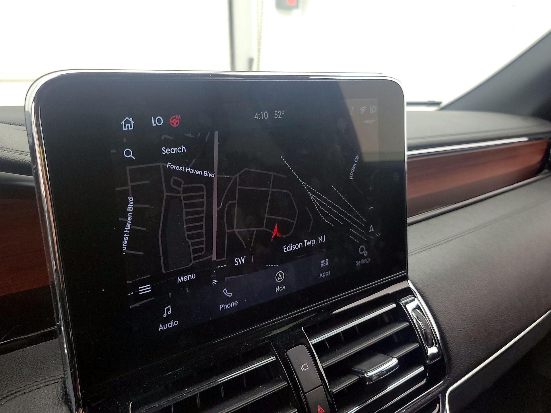 Thumbnail: 2020 Lincoln Navigator L - 14