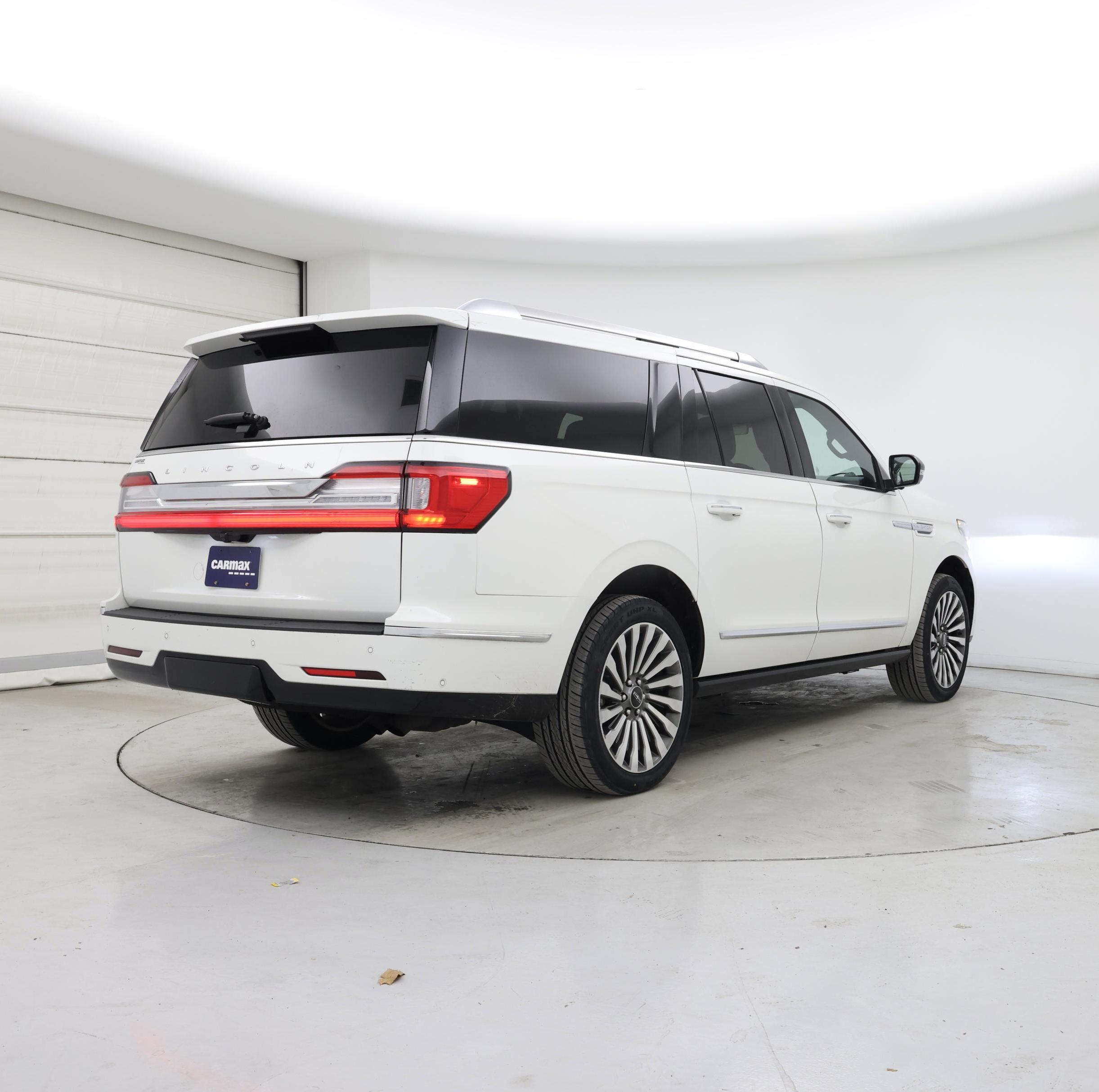 Thumbnail: 2020 Lincoln Navigator L - 8