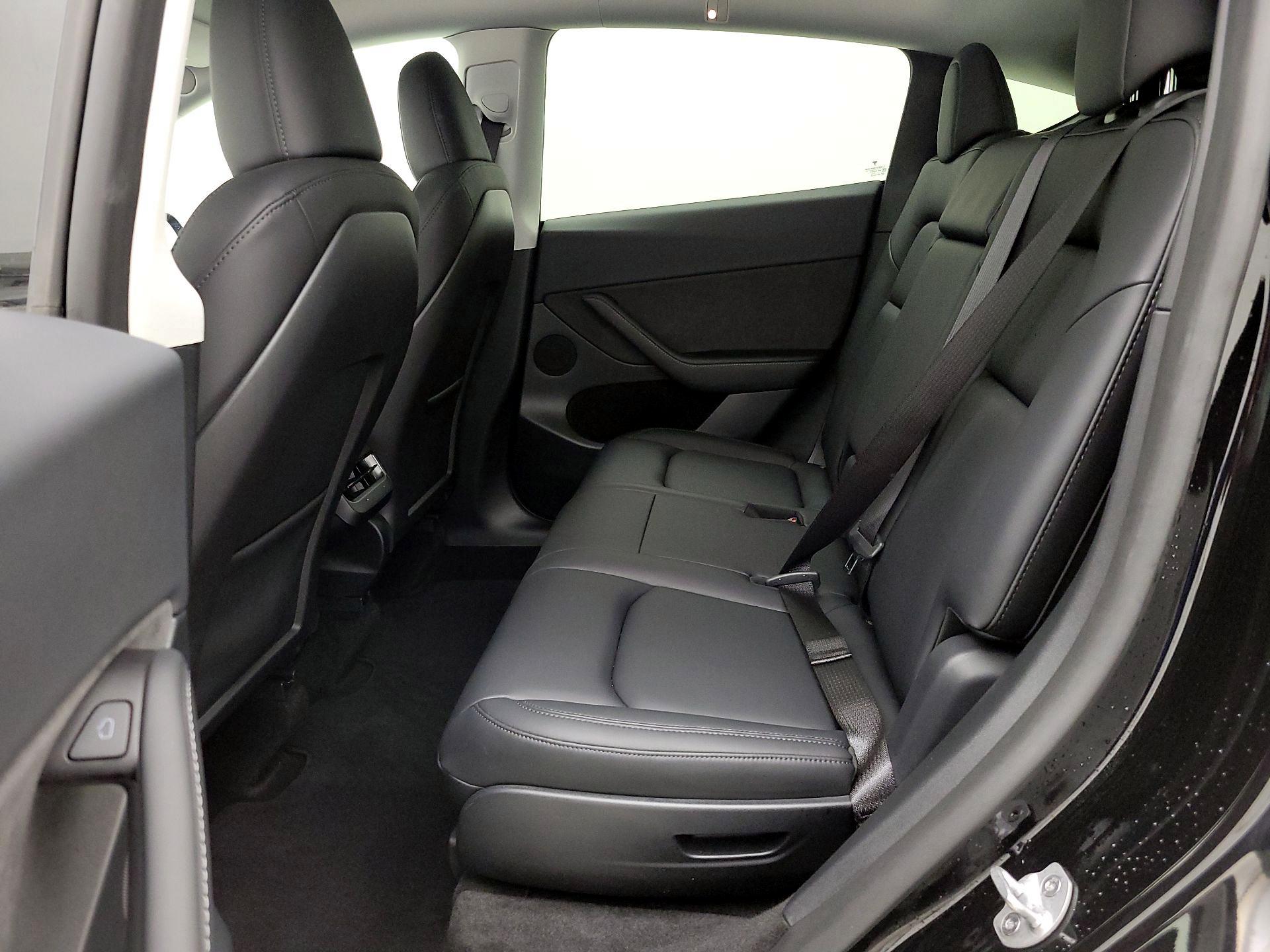 Thumbnail: 2023 Tesla Model Y - 19