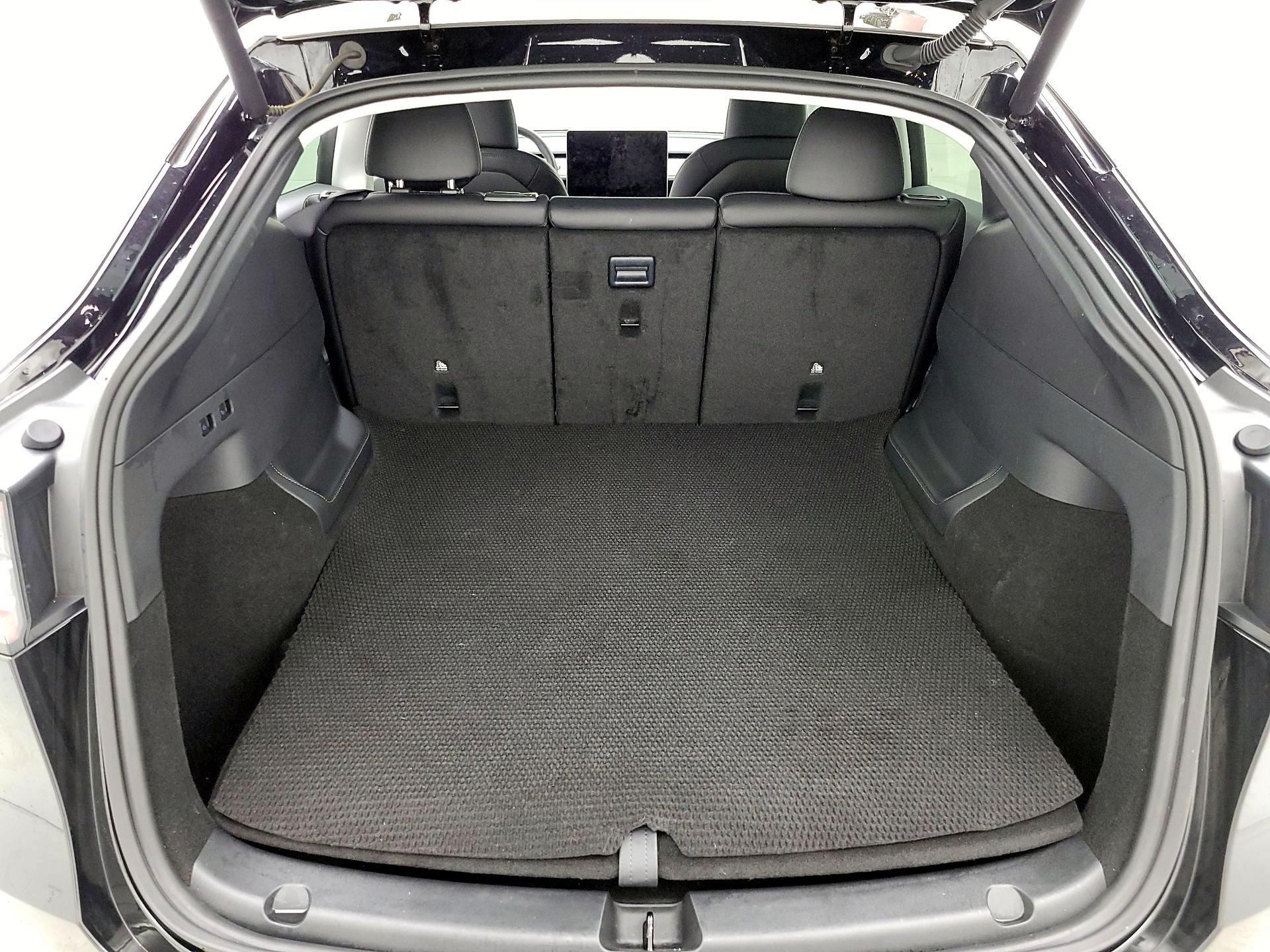 Thumbnail: 2023 Tesla Model Y - 20