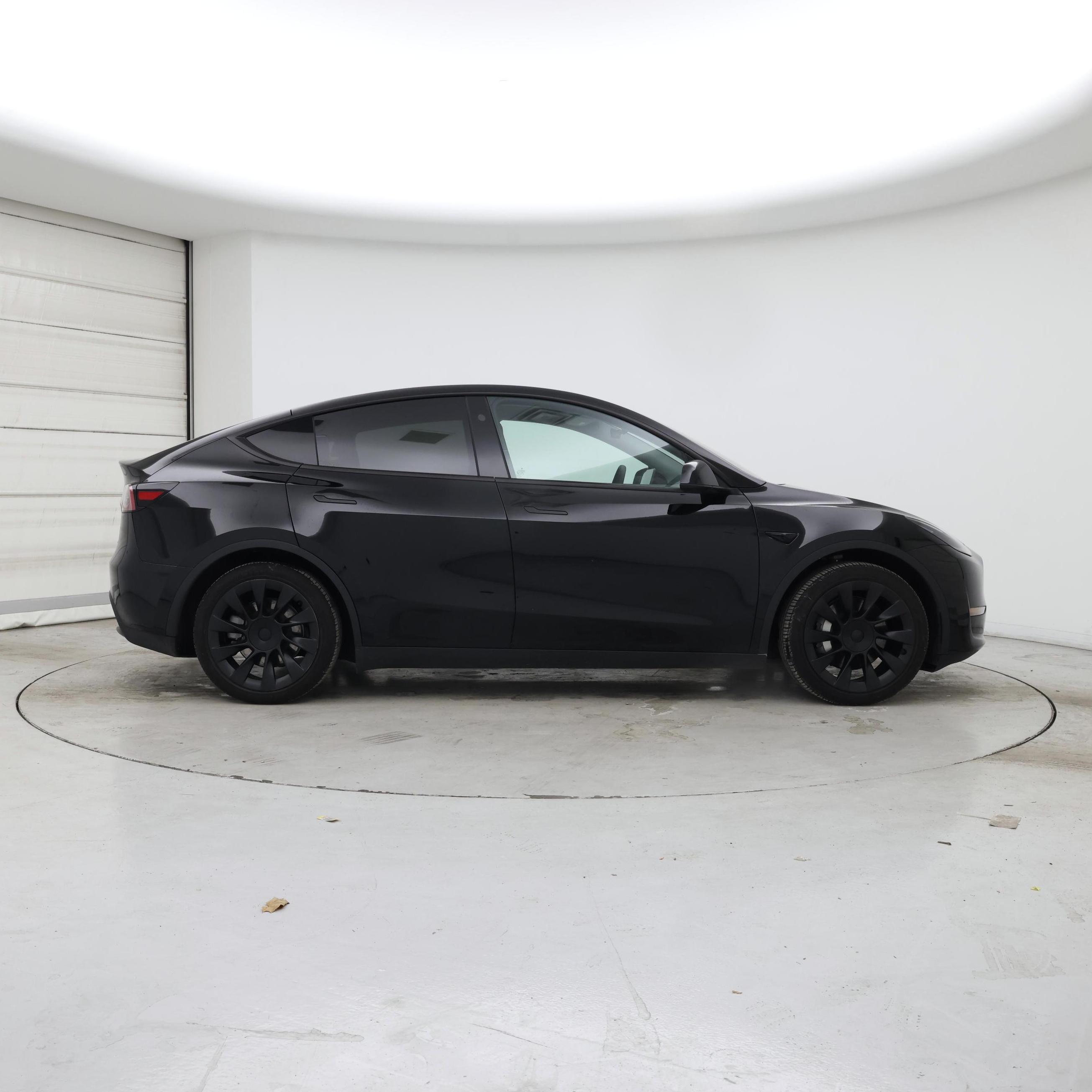 Thumbnail: 2023 Tesla Model Y - 7