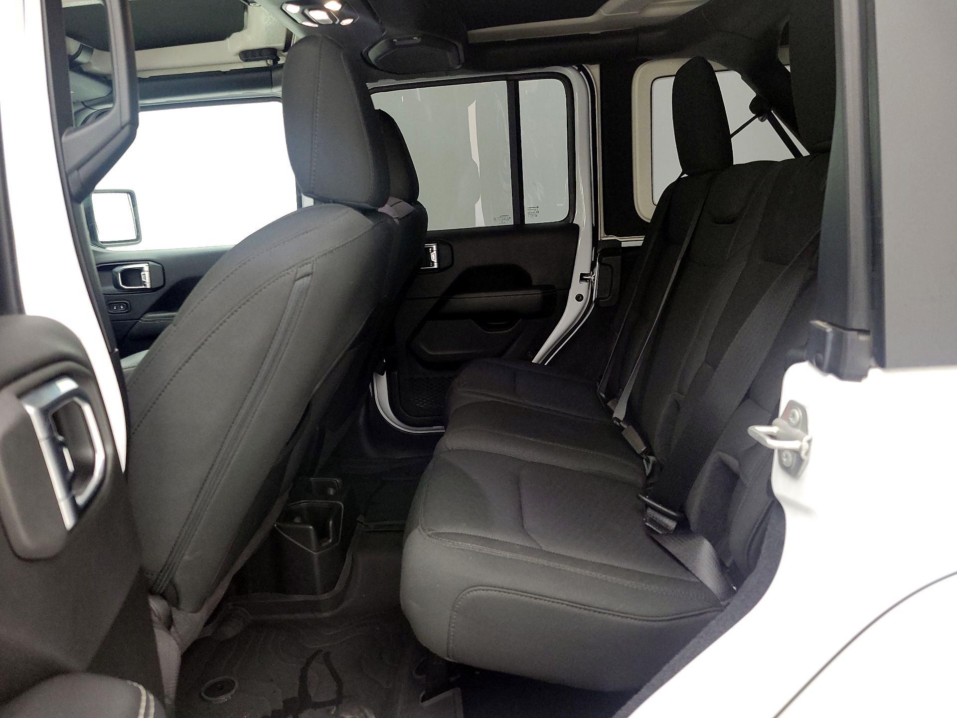 Thumbnail: 2023 Jeep Wrangler - 18