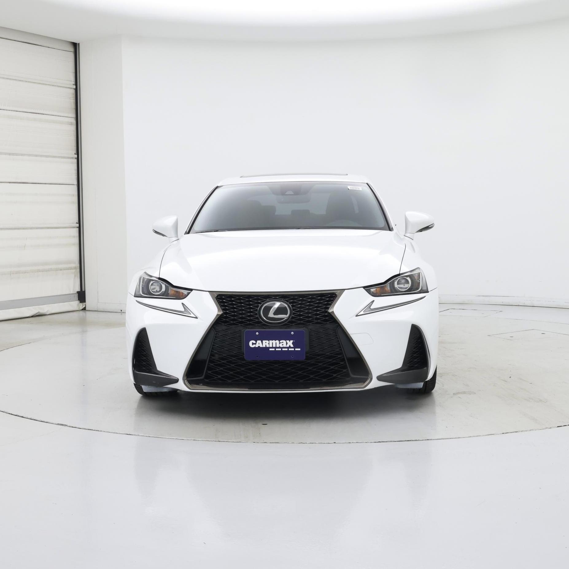 Thumbnail: 2017 Lexus IS - 5